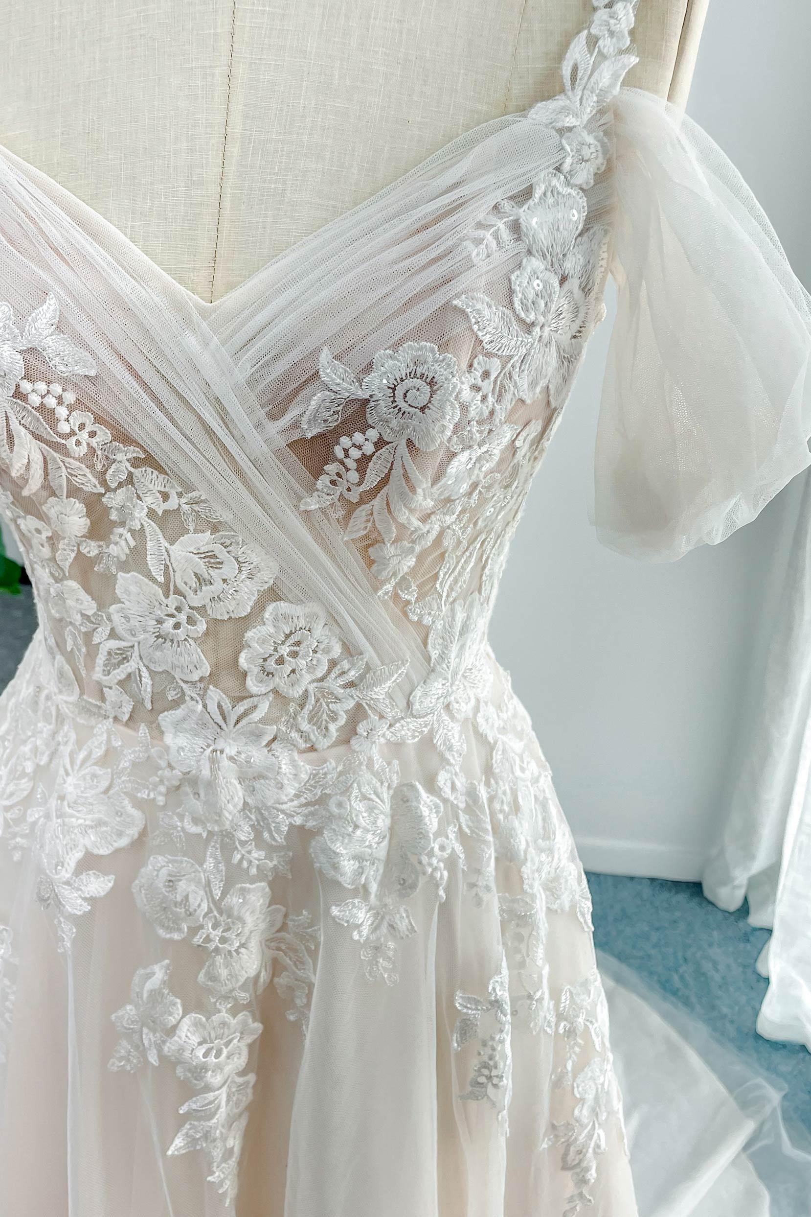 A-Line Chapel Train Lace Tulle Wedding Dress CW3127 - COCOMELODY