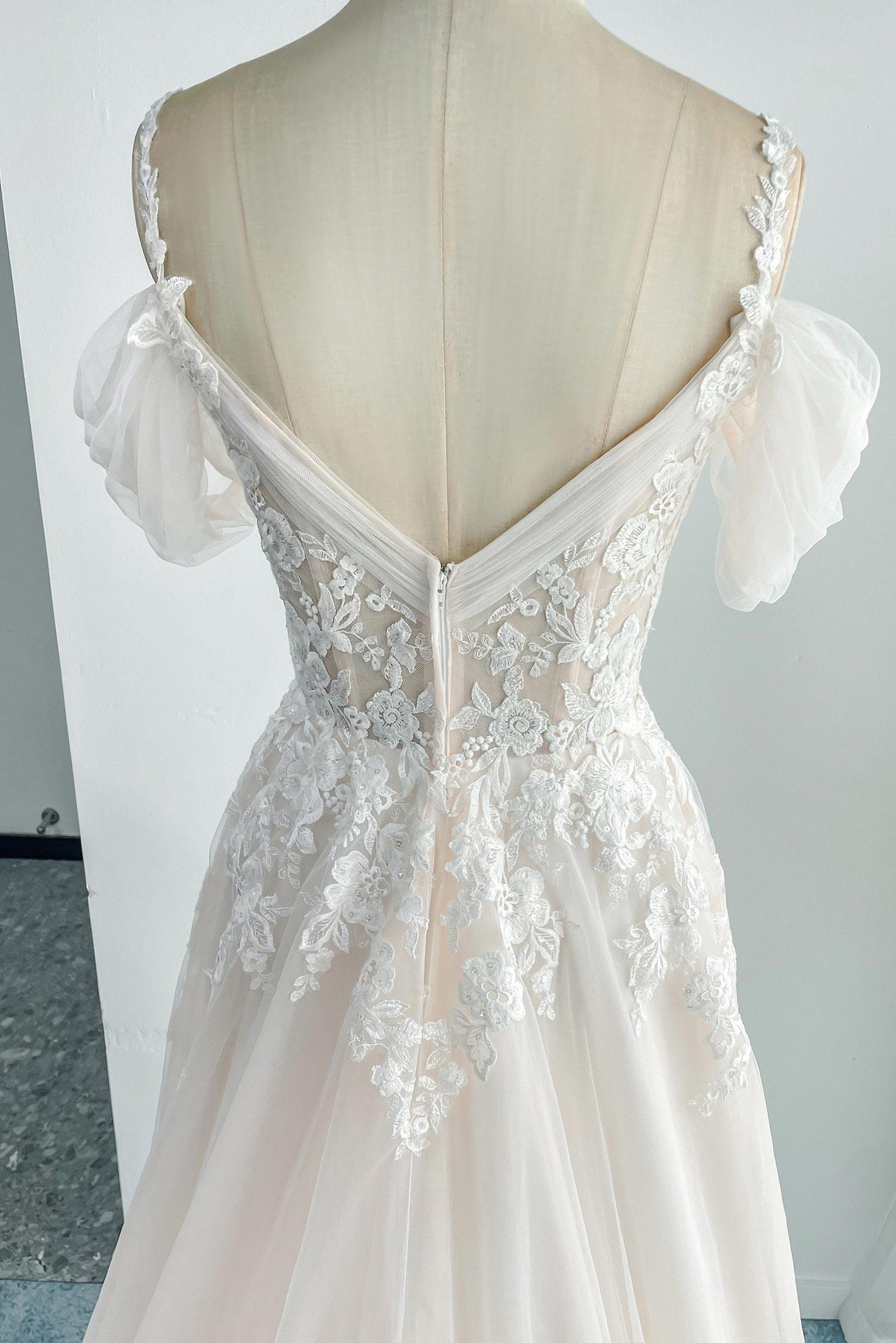 A-Line Chapel Train Lace Tulle Wedding Dress CW3127 - COCOMELODY