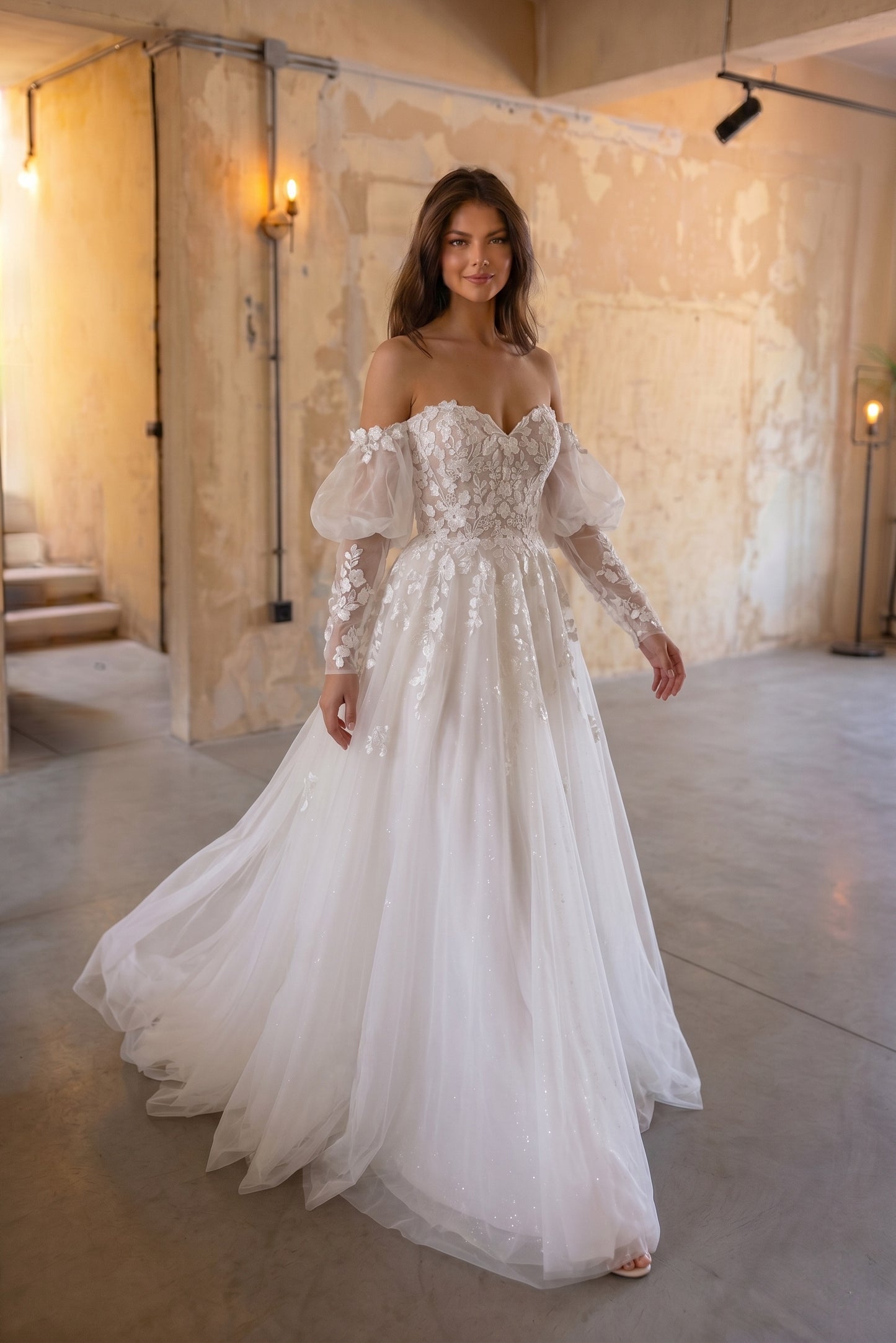 A-Line Chapel Train Lace Tulle Wedding Dress CW3128