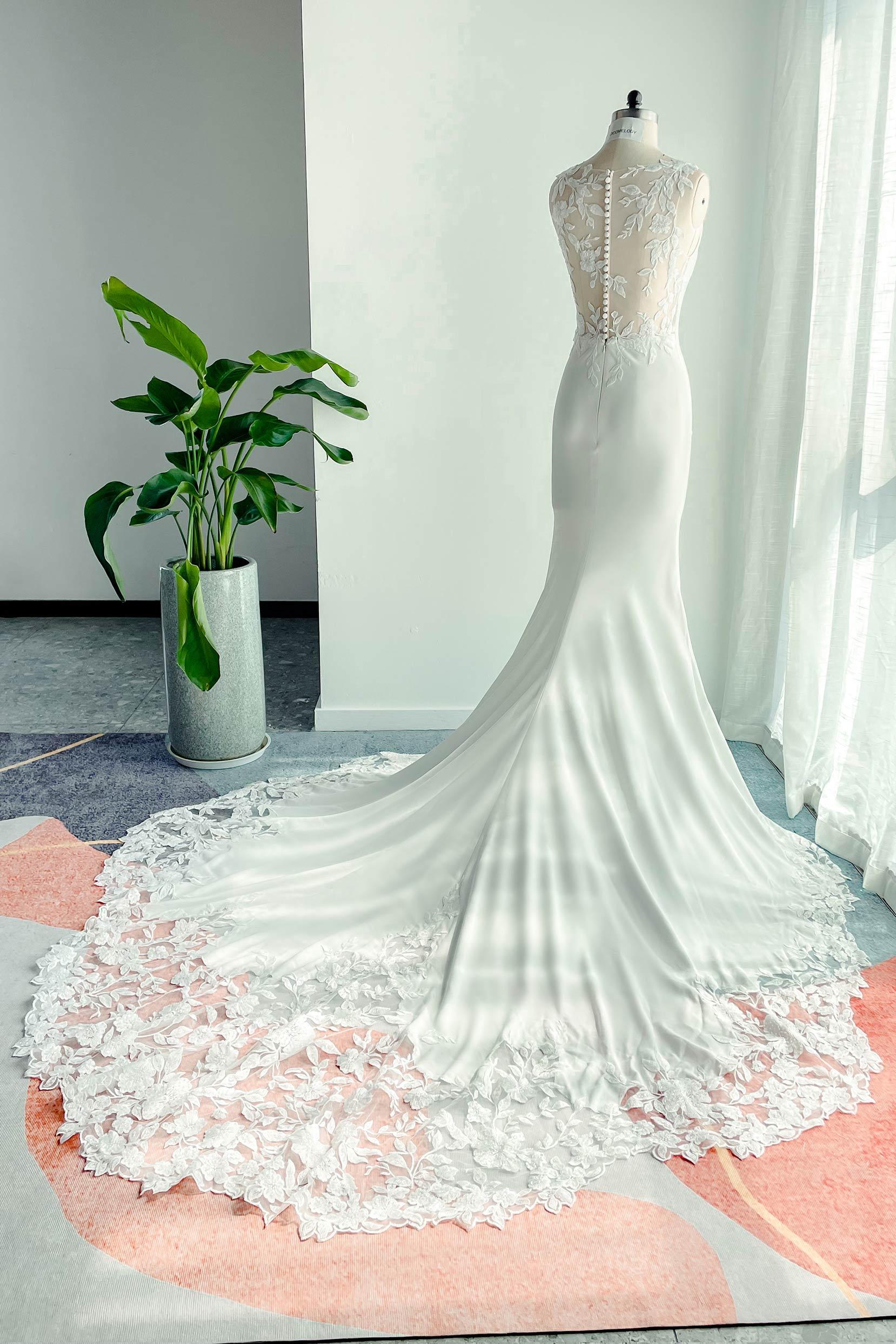 Trumpet-Mermaid Court Train Lace Stretch Satin Wedding Dress CW3138 - COCOMELODY