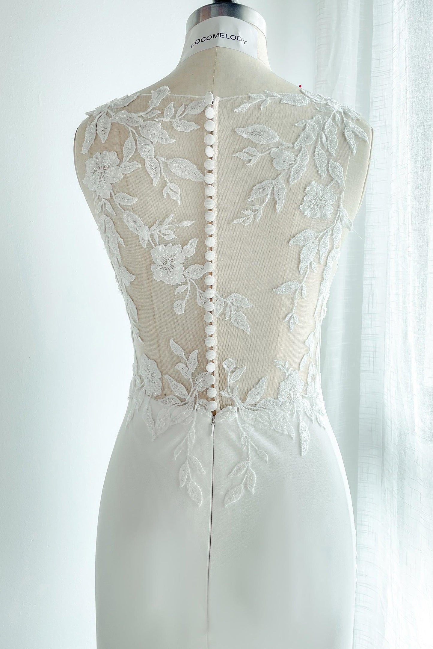 Trumpet-Mermaid Court Train Lace Stretch Satin Wedding Dress CW3138 - COCOMELODY