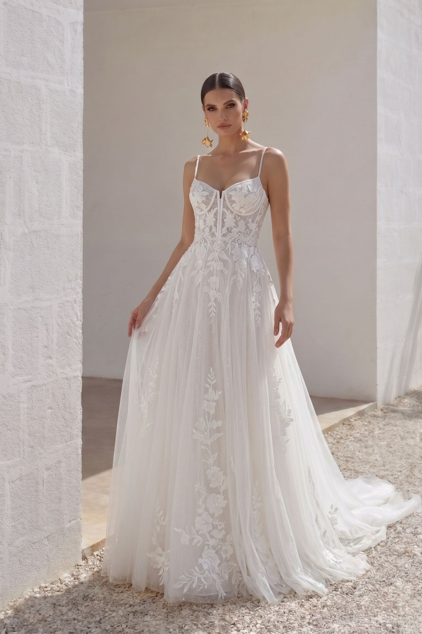 A-Line Court Train Lace Tulle Wedding Dress CW3140