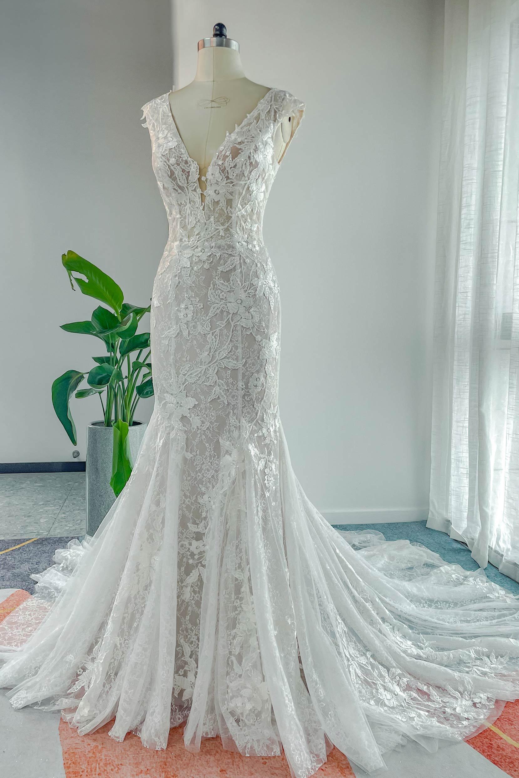 Trumpet-Mermaid Chapel Train Lace Tulle Wedding Dress CW3142 - COCOMELODY