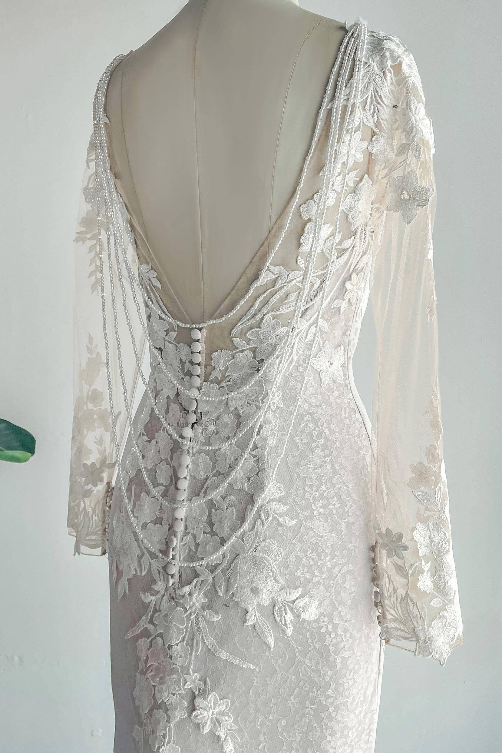 Trumpet-Mermaid Court Train Lace Tulle Wedding Dress CW3143 - COCOMELODY