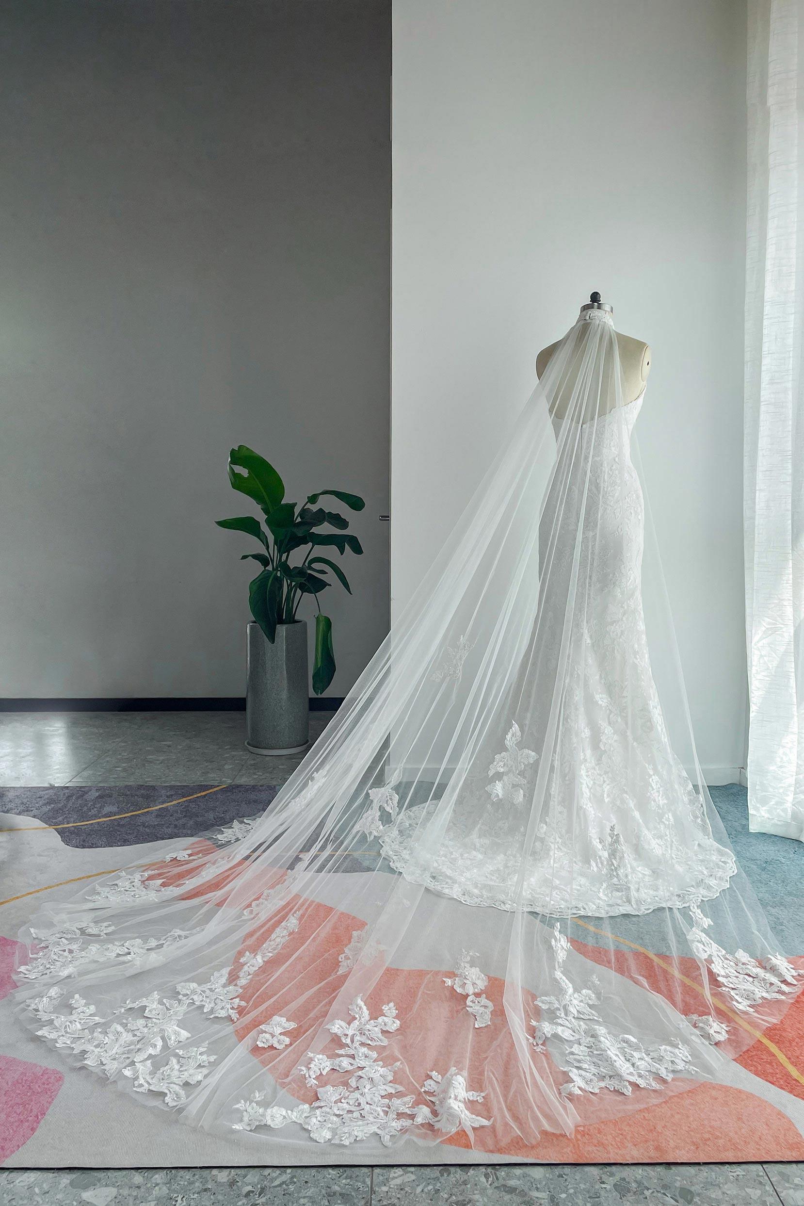 Trumpet-Mermaid Sweep-Brush Train Lace Tulle Wedding Dress CW3147 - COCOMELODY