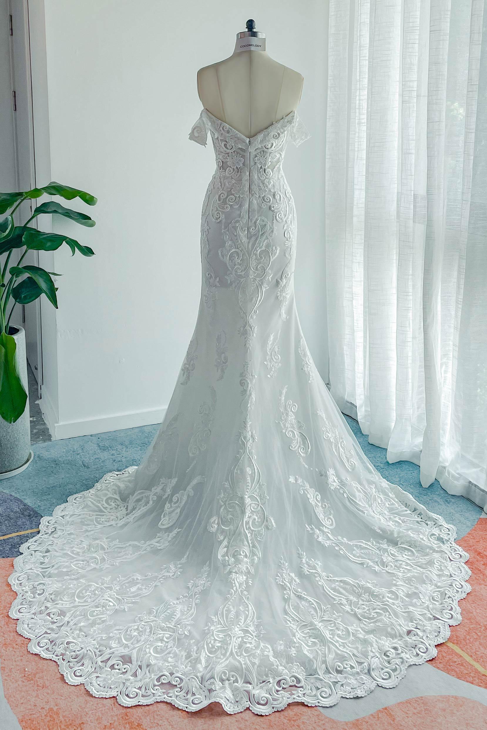 Trumpet-Mermaid Chapel Train Lace Tulle Wedding Dress CW3149 - COCOMELODY
