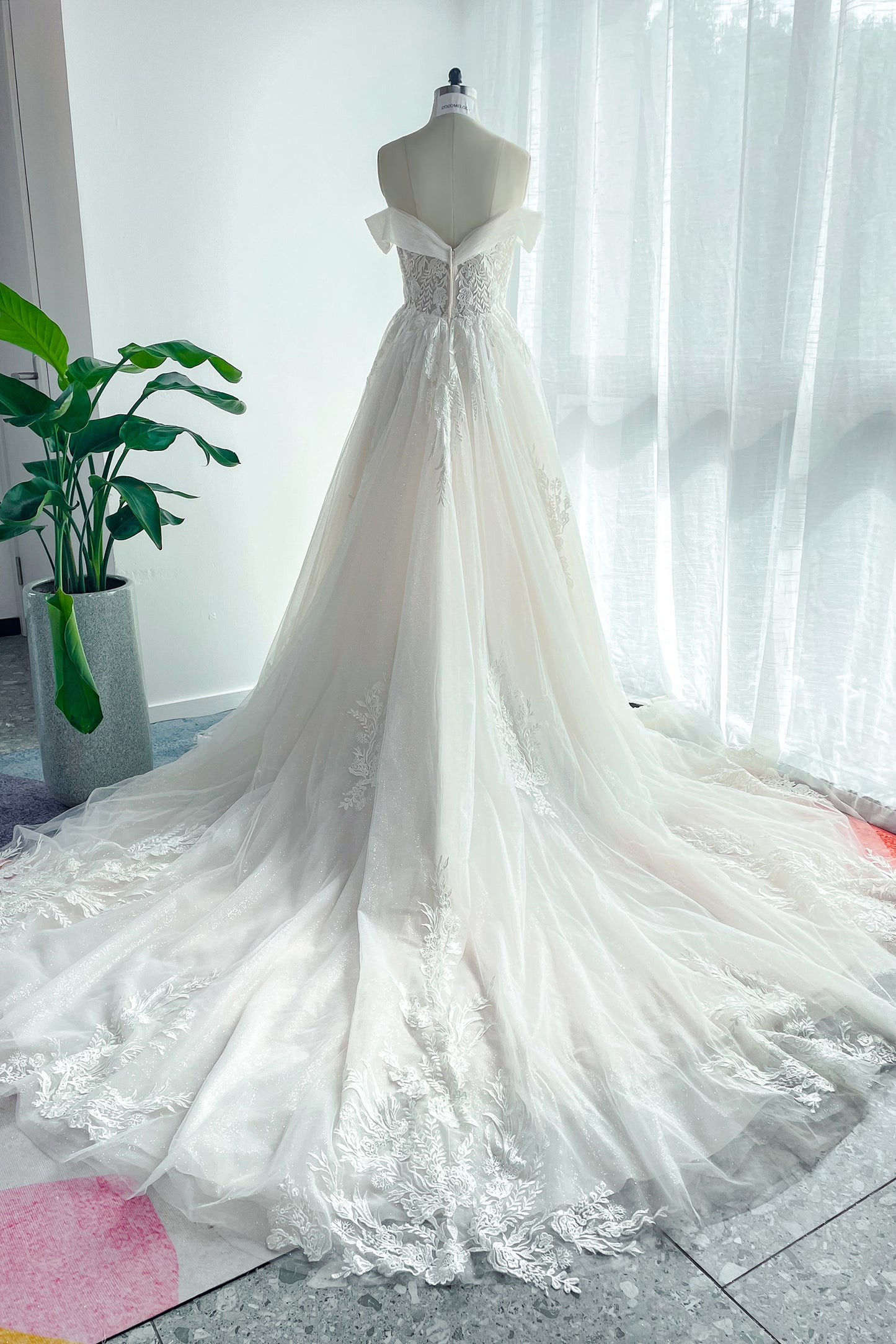 A-Line Court Train Lace Tulle Wedding Dress CW3151