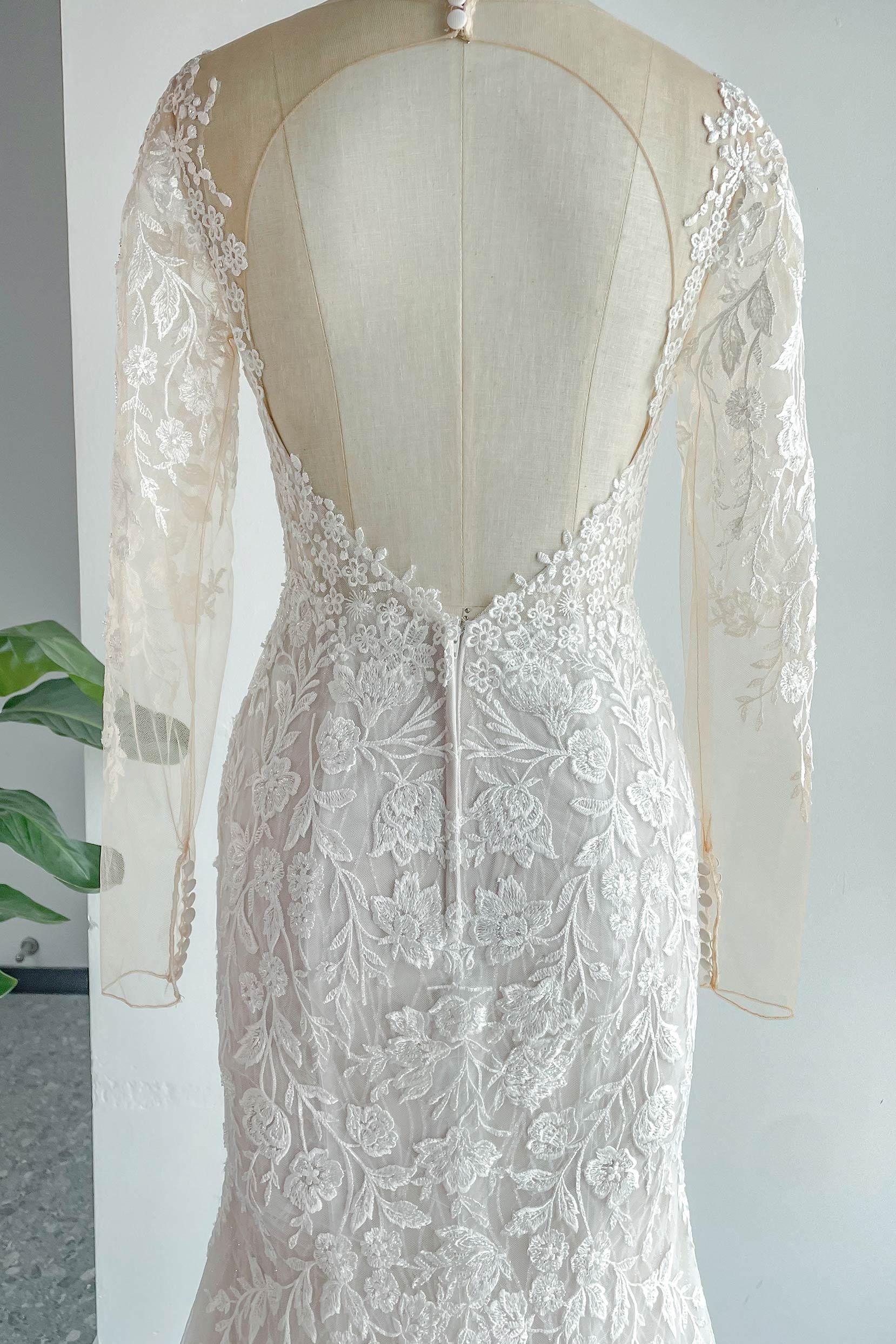 Trumpet-Mermaid Chapel Train Lace Tulle Wedding Dress CW3152 - COCOMELODY