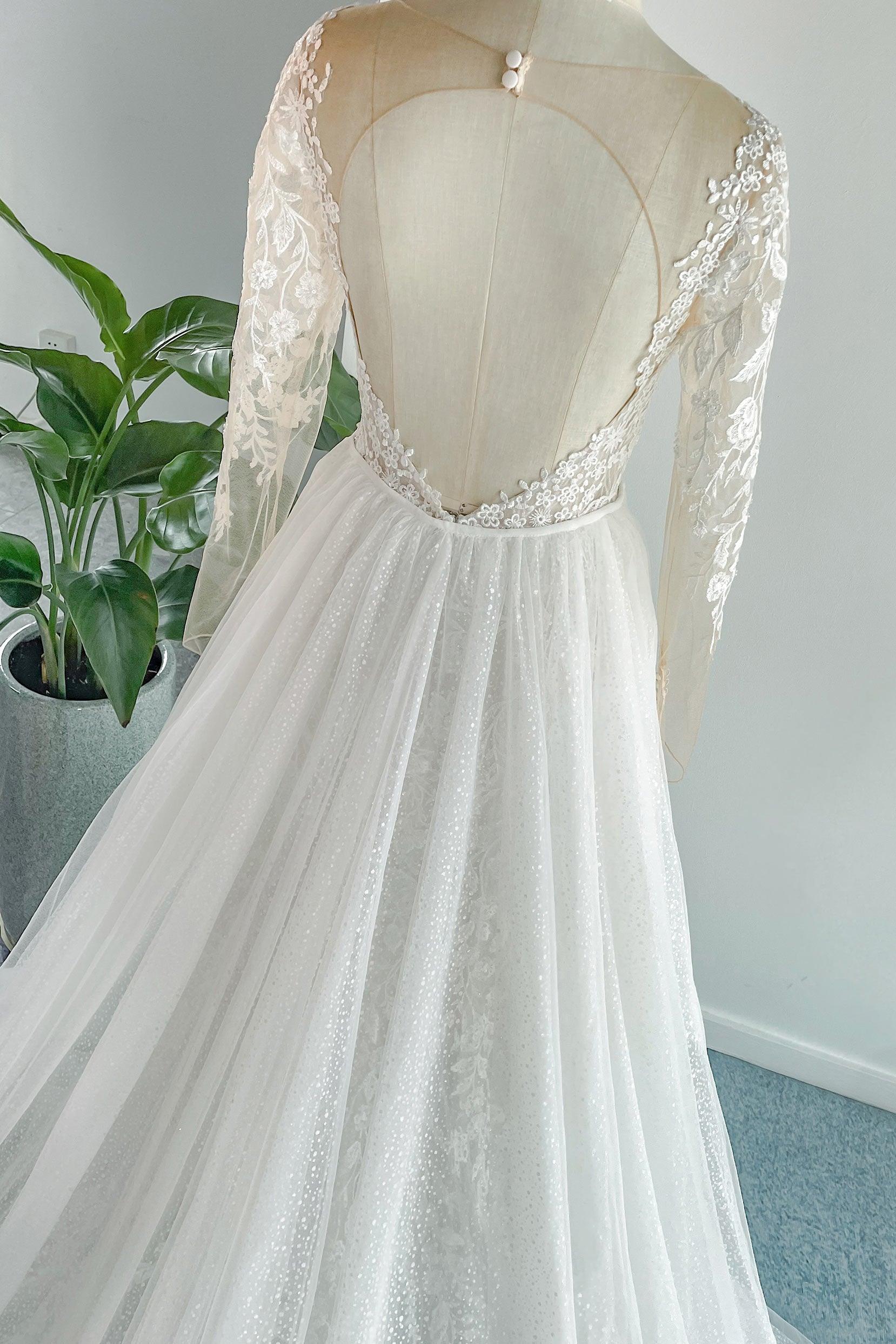 Trumpet-Mermaid Chapel Train Lace Tulle Wedding Dress CW3152 - COCOMELODY