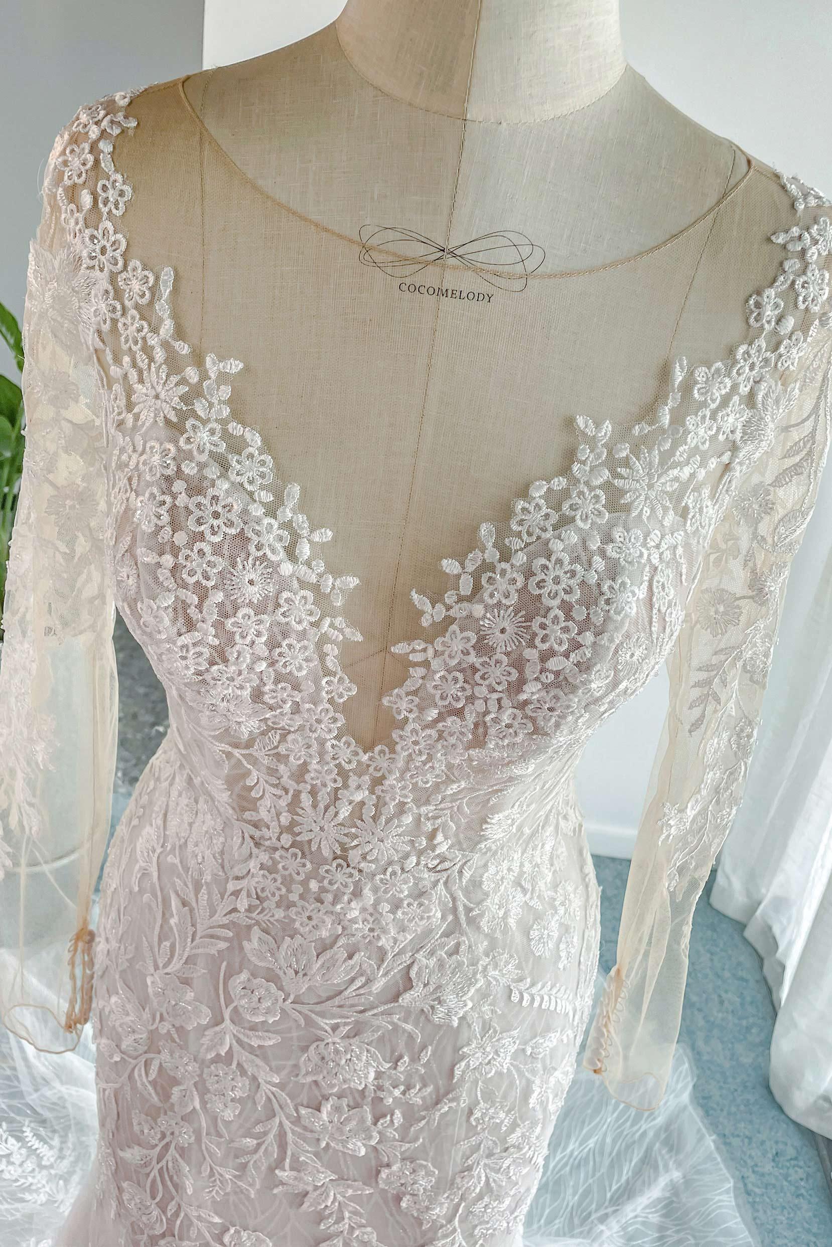 Trumpet-Mermaid Chapel Train Lace Tulle Wedding Dress CW3152 - COCOMELODY