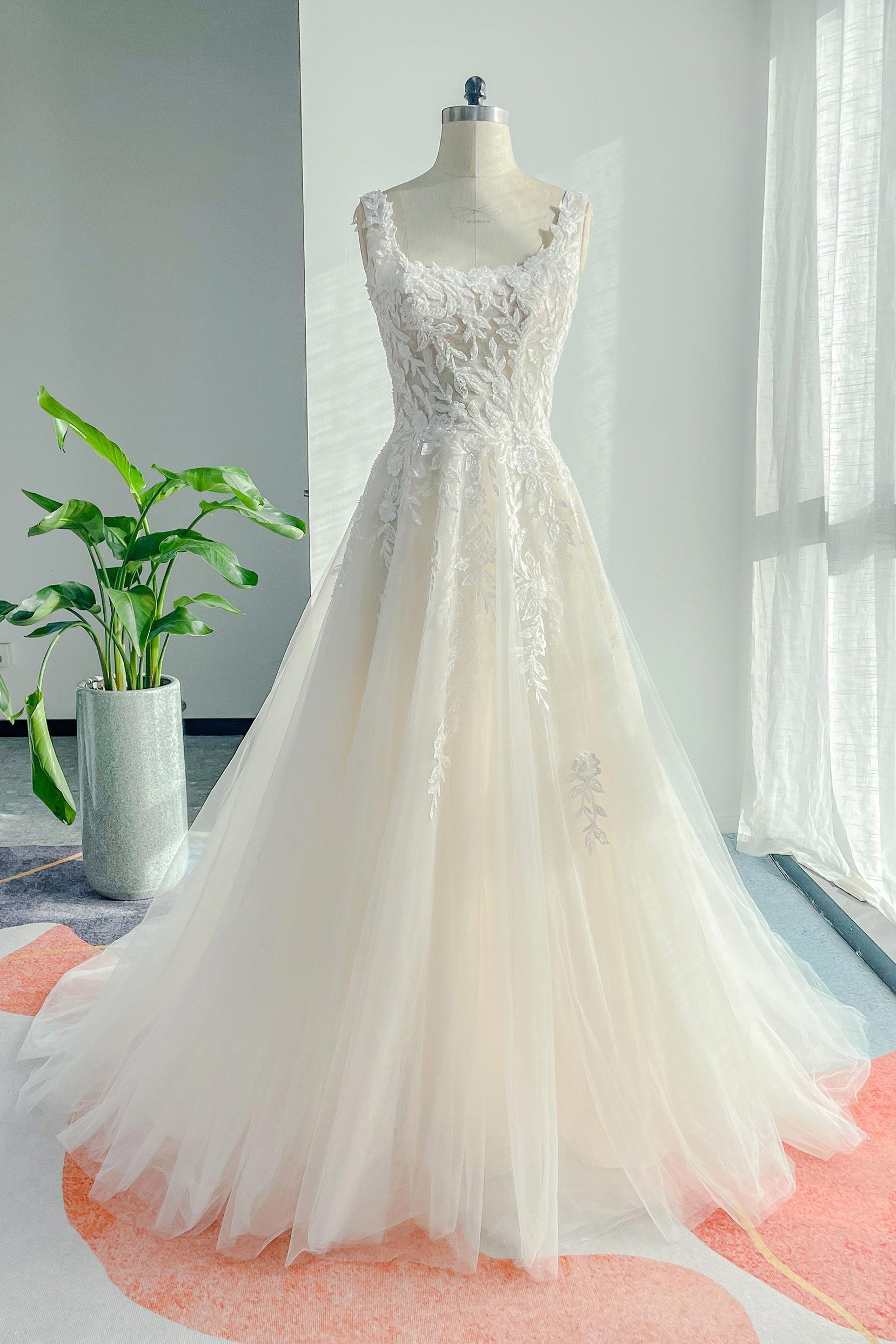 A-Line Court Train Lace Tulle Wedding Dress CW3153CR - COCOMELODY