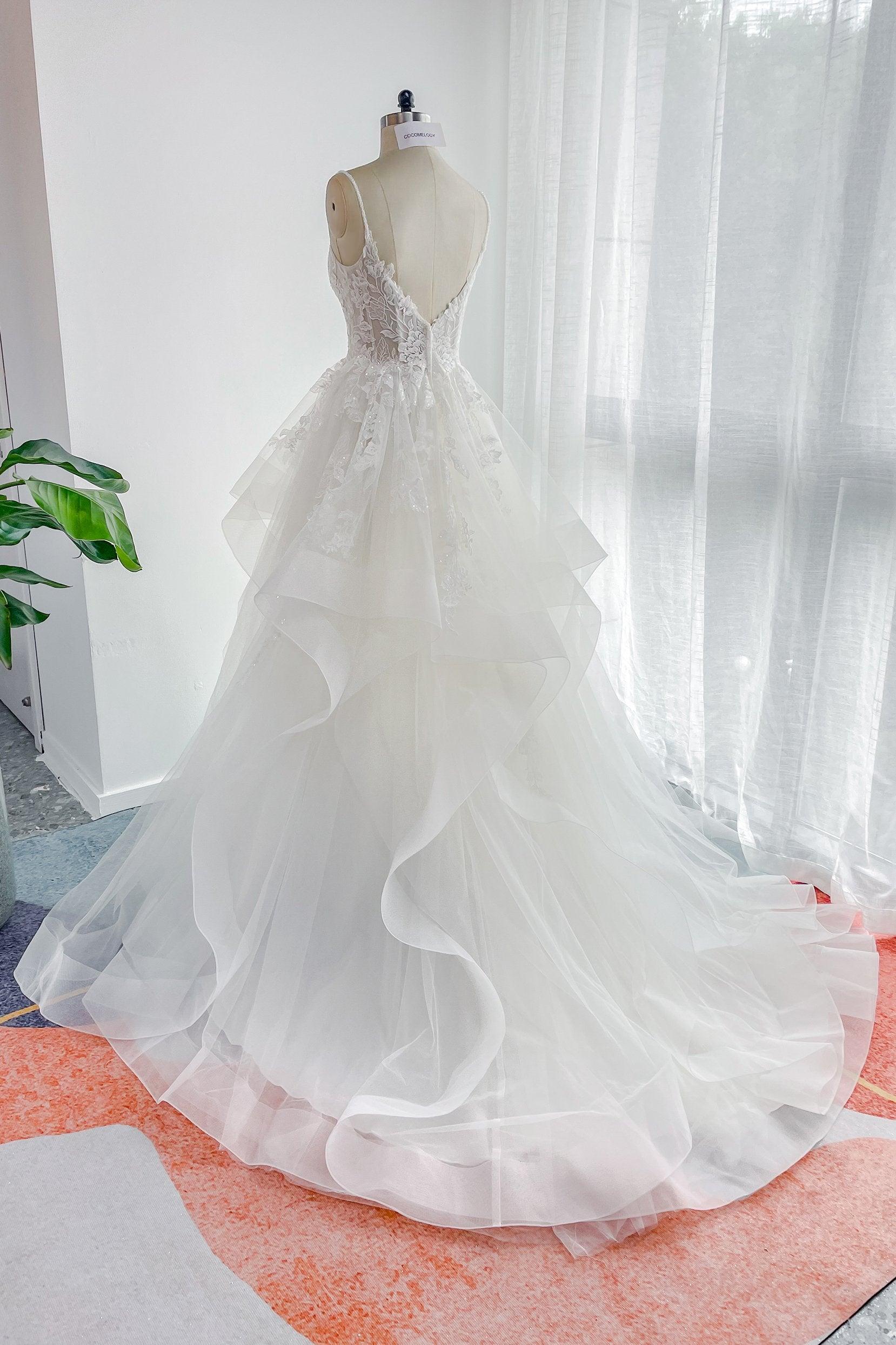 A-Line Court Train Lace Tulle Wedding Dress CW3154 - COCOMELODY