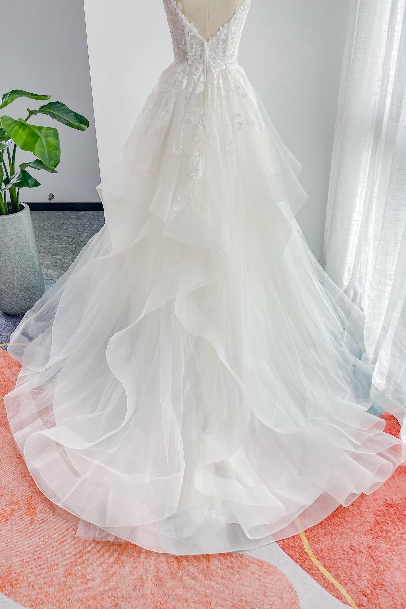 A-Line Court Train Lace Tulle Wedding Dress CW3154 - COCOMELODY