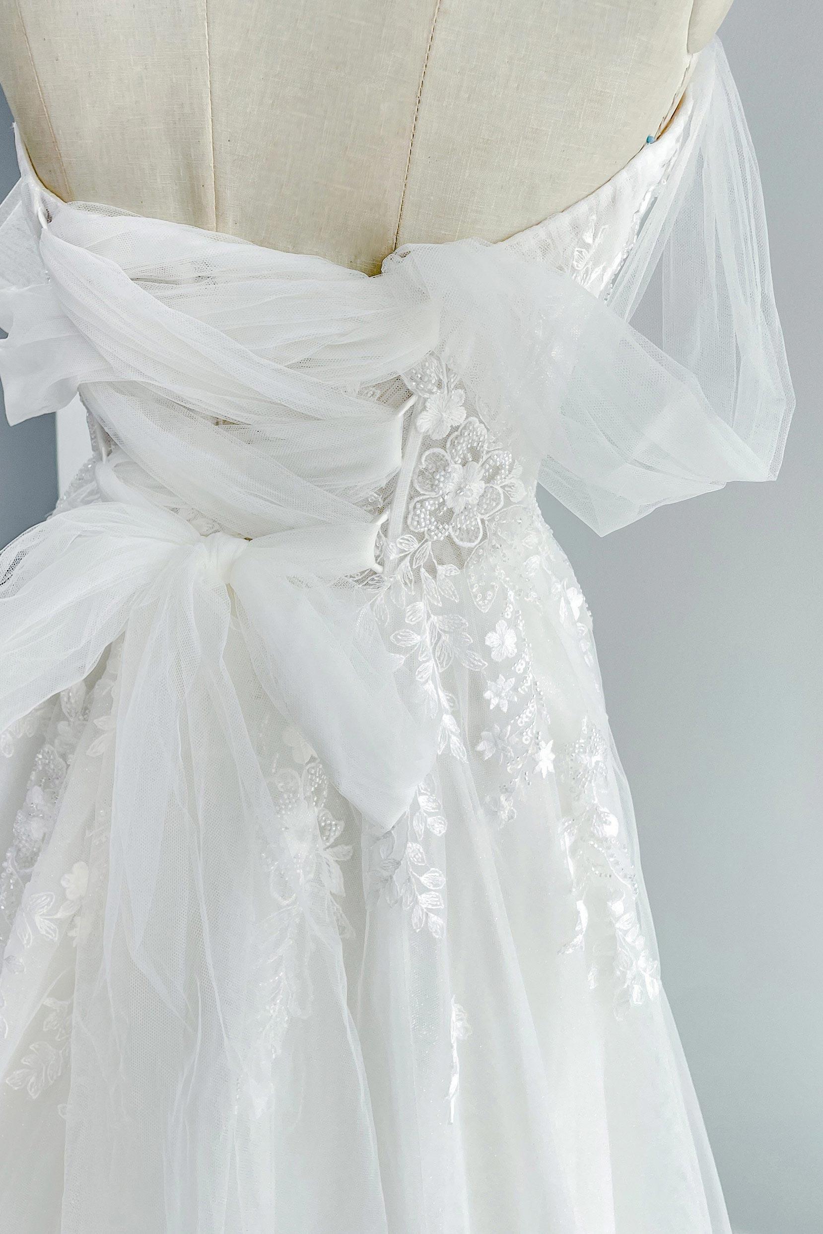 A-Line Court Train Lace Tulle Wedding Dress CW3155 - COCOMELODY