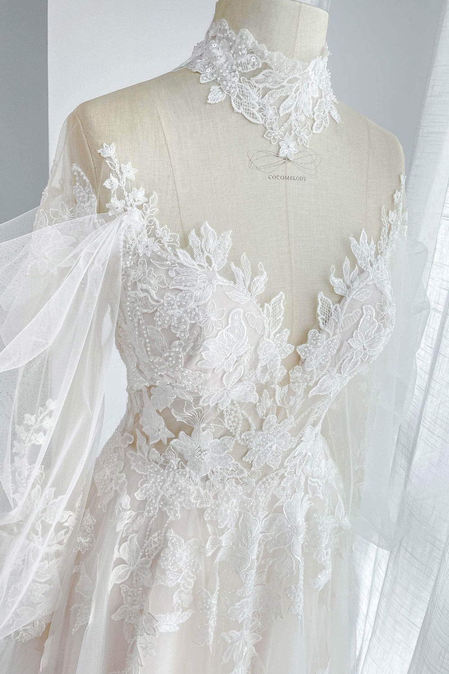 A-Line Court Train Lace Tulle Wedding Dress CW3156 - COCOMELODY