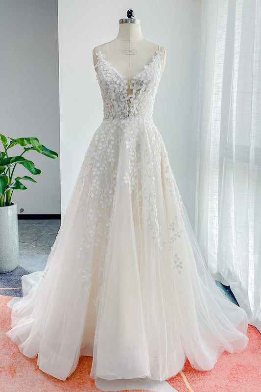 A-Line Court Train Lace Tulle Wedding Dress CW3157
