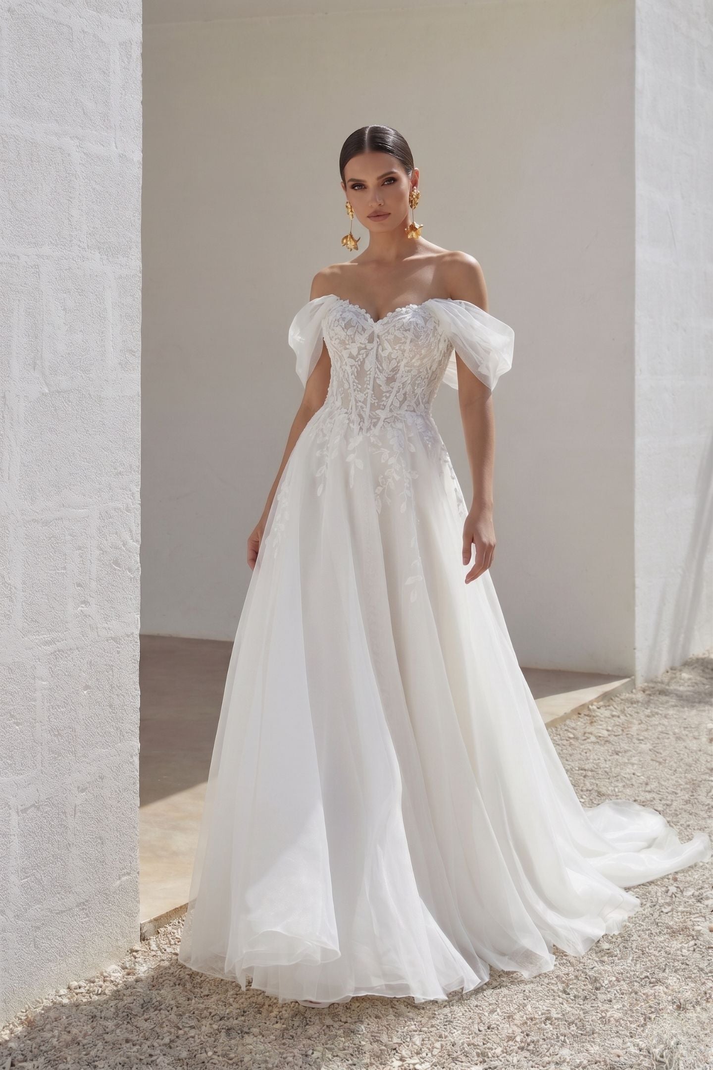 A-Line Court Train Lace Tulle Wedding Dress CW3158