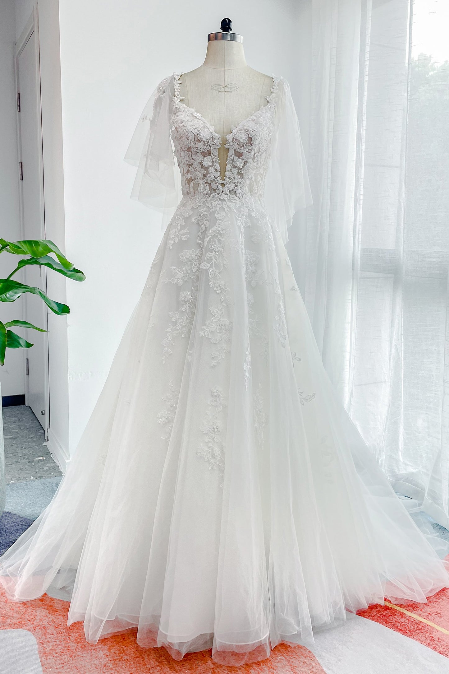 A-Line Court Train Lace Tulle Wedding Dress CW3160