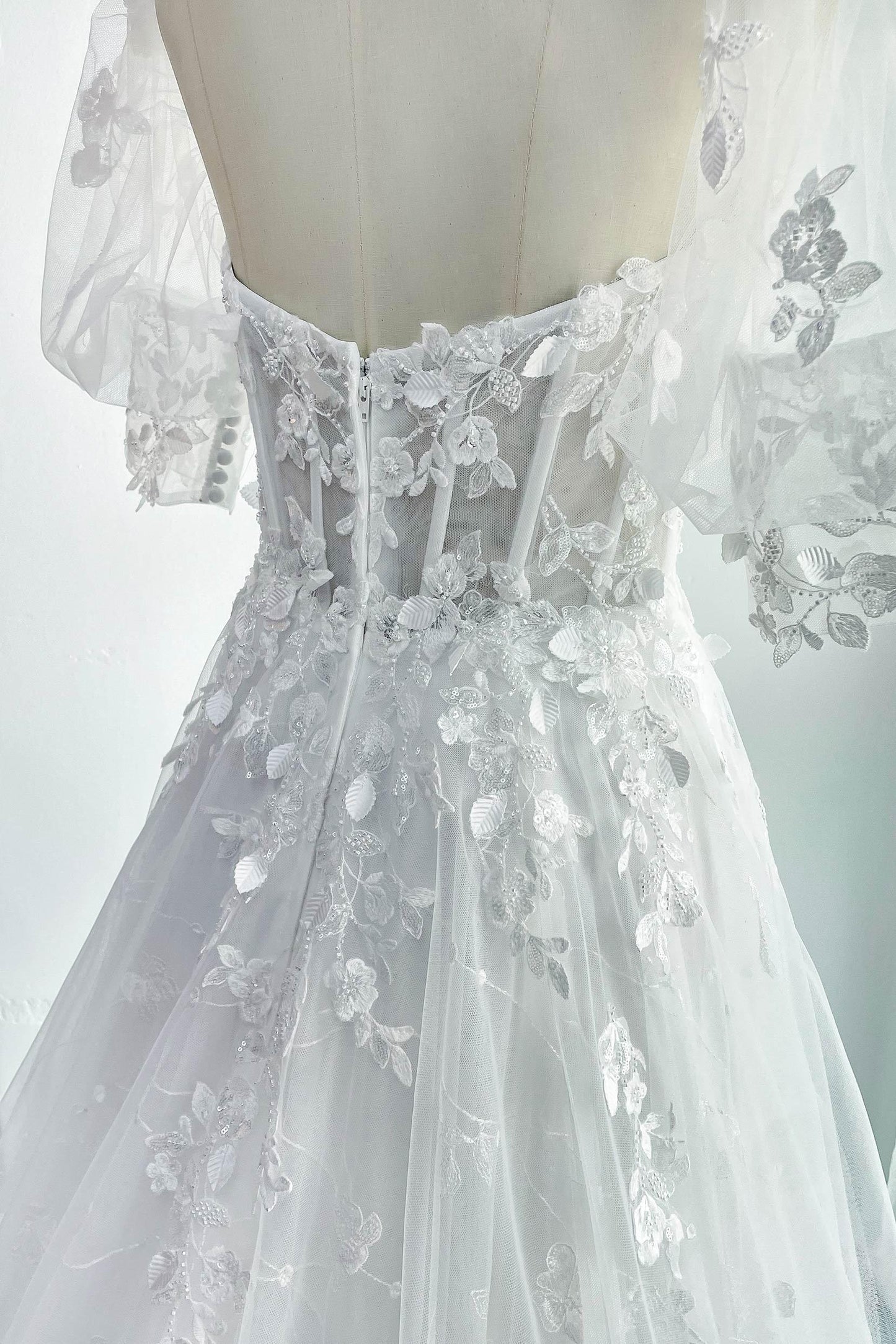 A-Line Court Train Lace Tulle Wedding Dress CW3161 - COCOMELODY