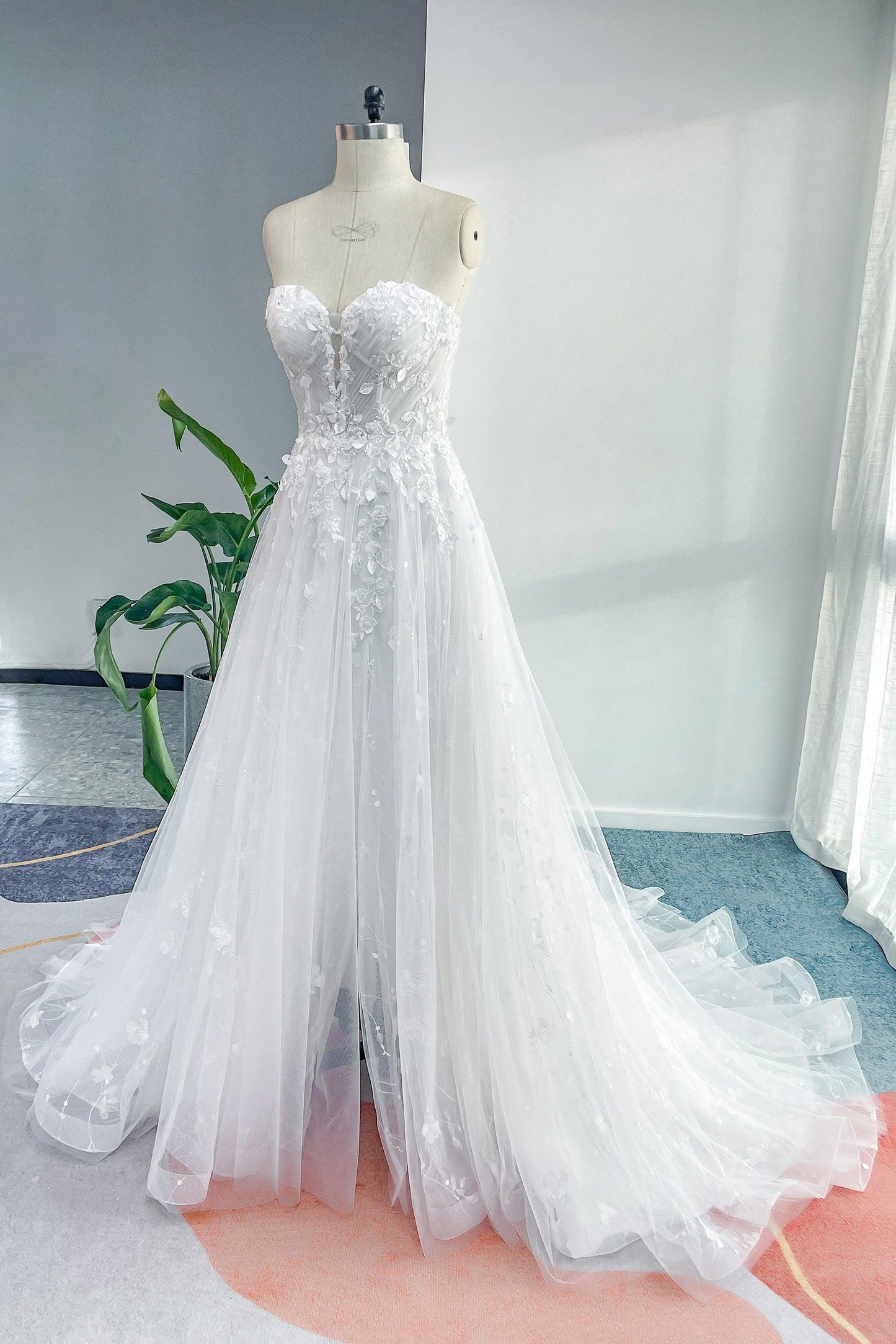 A-Line Court Train Lace Tulle Wedding Dress CW3161 - COCOMELODY