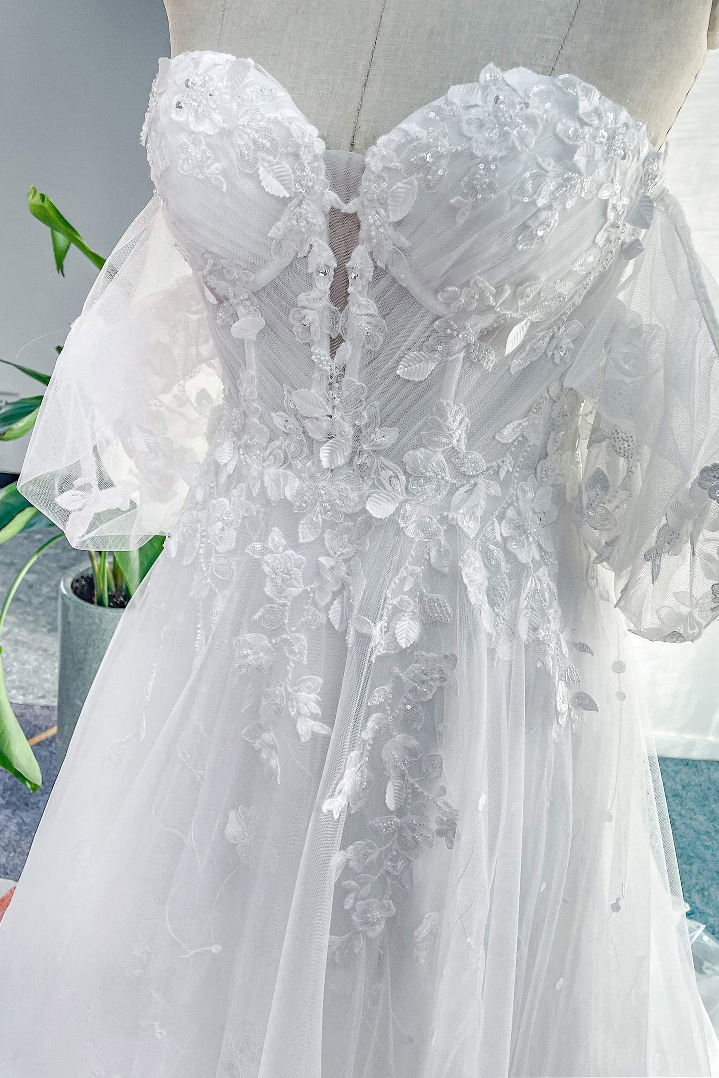 A-Line Court Train Lace Tulle Wedding Dress CW3161 - COCOMELODY