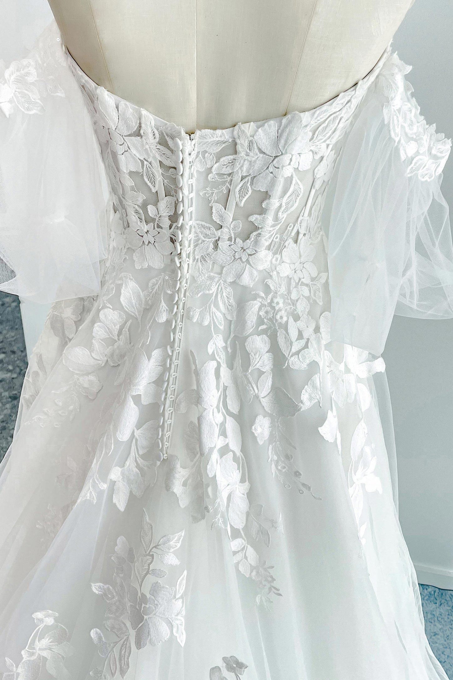 A-Line Court Train Lace Tulle Wedding Dress CW3162 - COCOMELODY