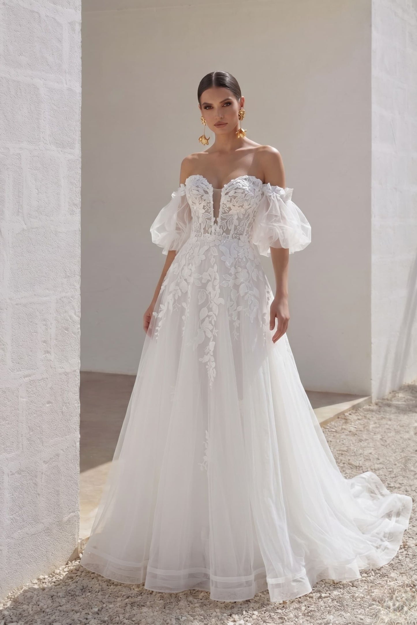 A-Line Court Train Lace Tulle Wedding Dress CW3162