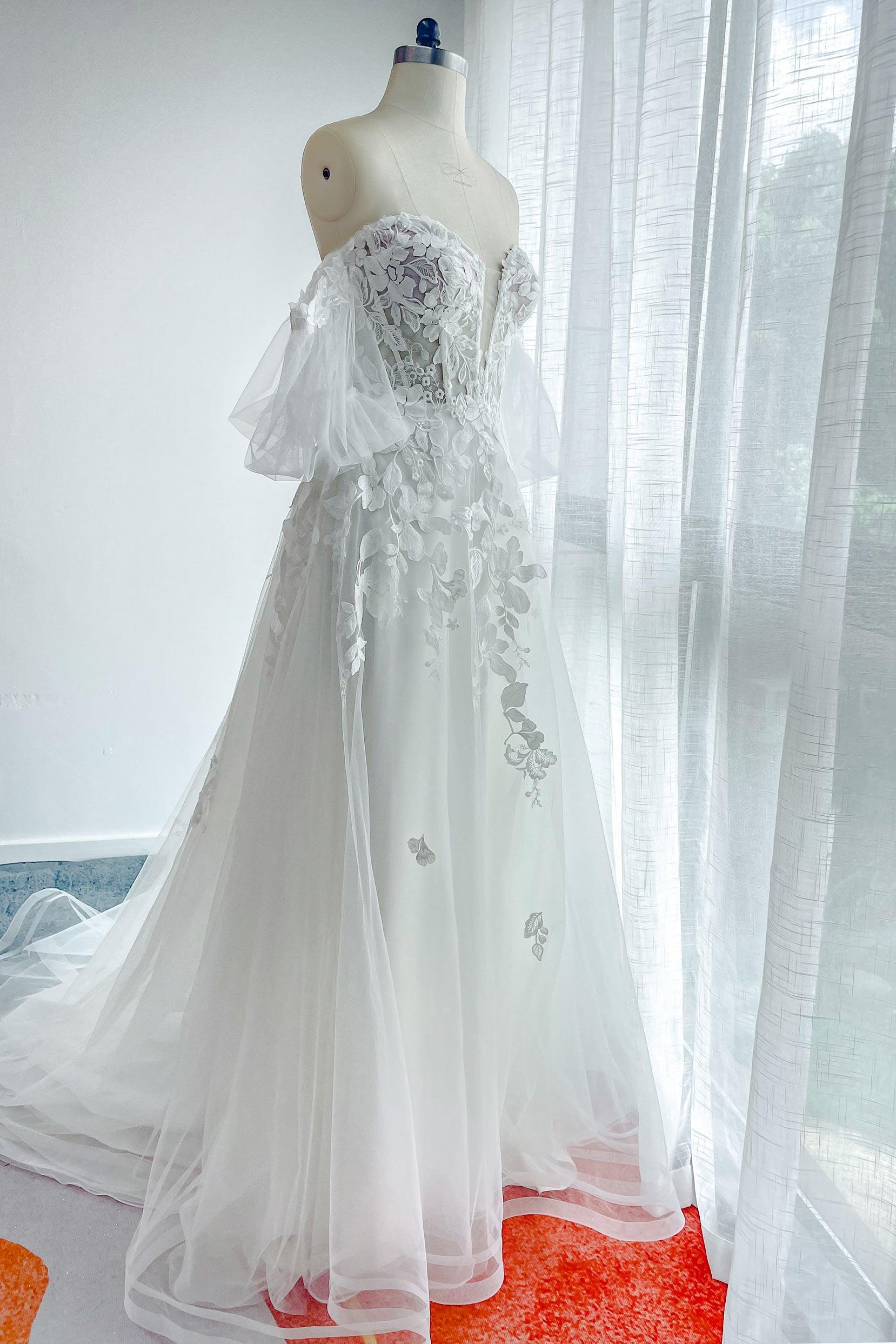 A-Line Court Train Lace Tulle Wedding Dress CW3162 - COCOMELODY