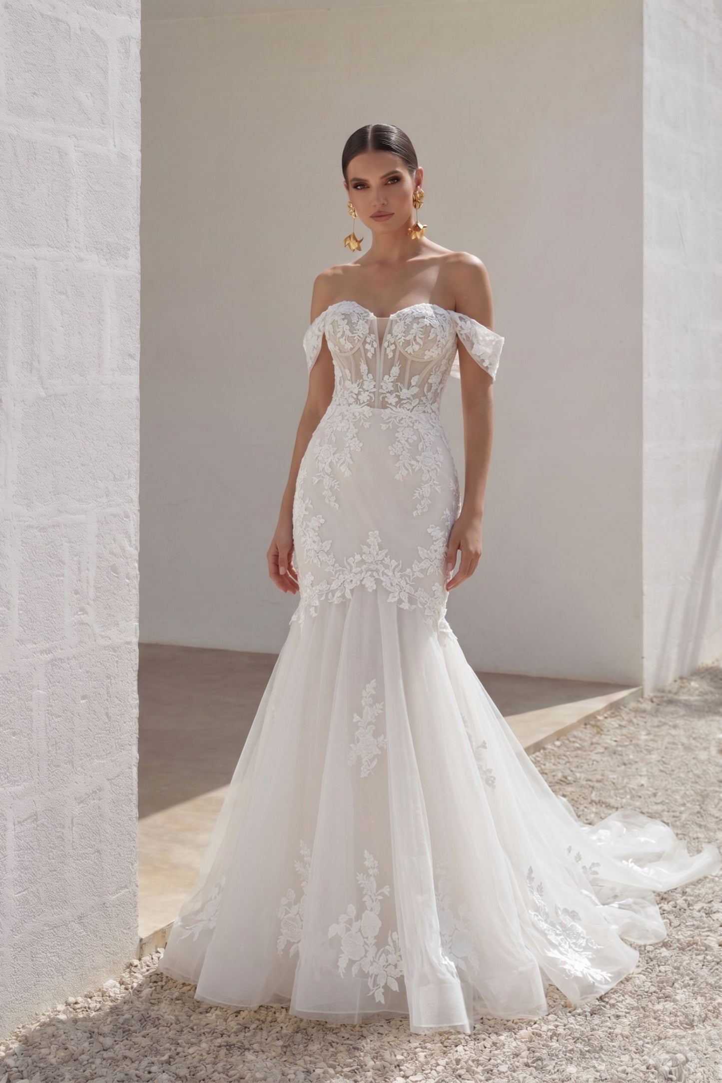 A-Line Court Train Lace Tulle Wedding Dress CW3225