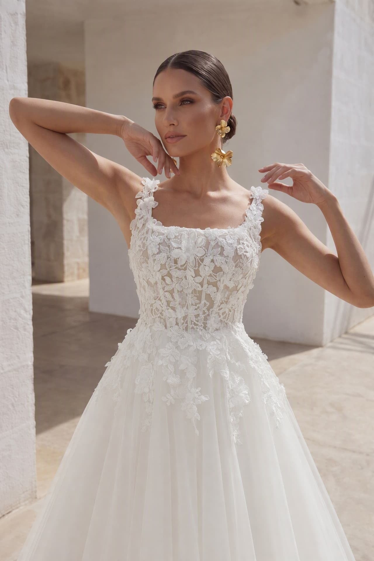 A-Line Court Train Lace Tulle Wedding Dress CW3227