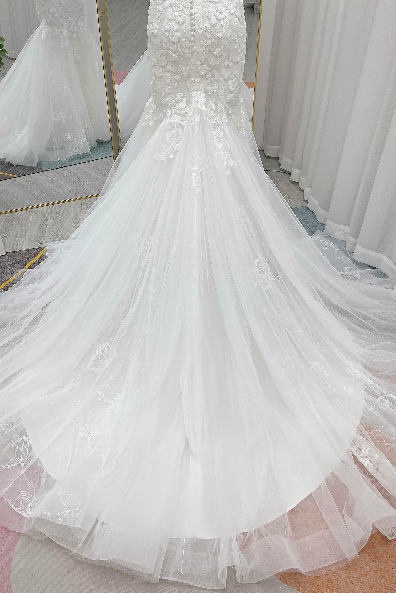 Trumpet-Mermaid Chapel Train Lace Tulle Wedding Dress CW3228 - COCOMELODY