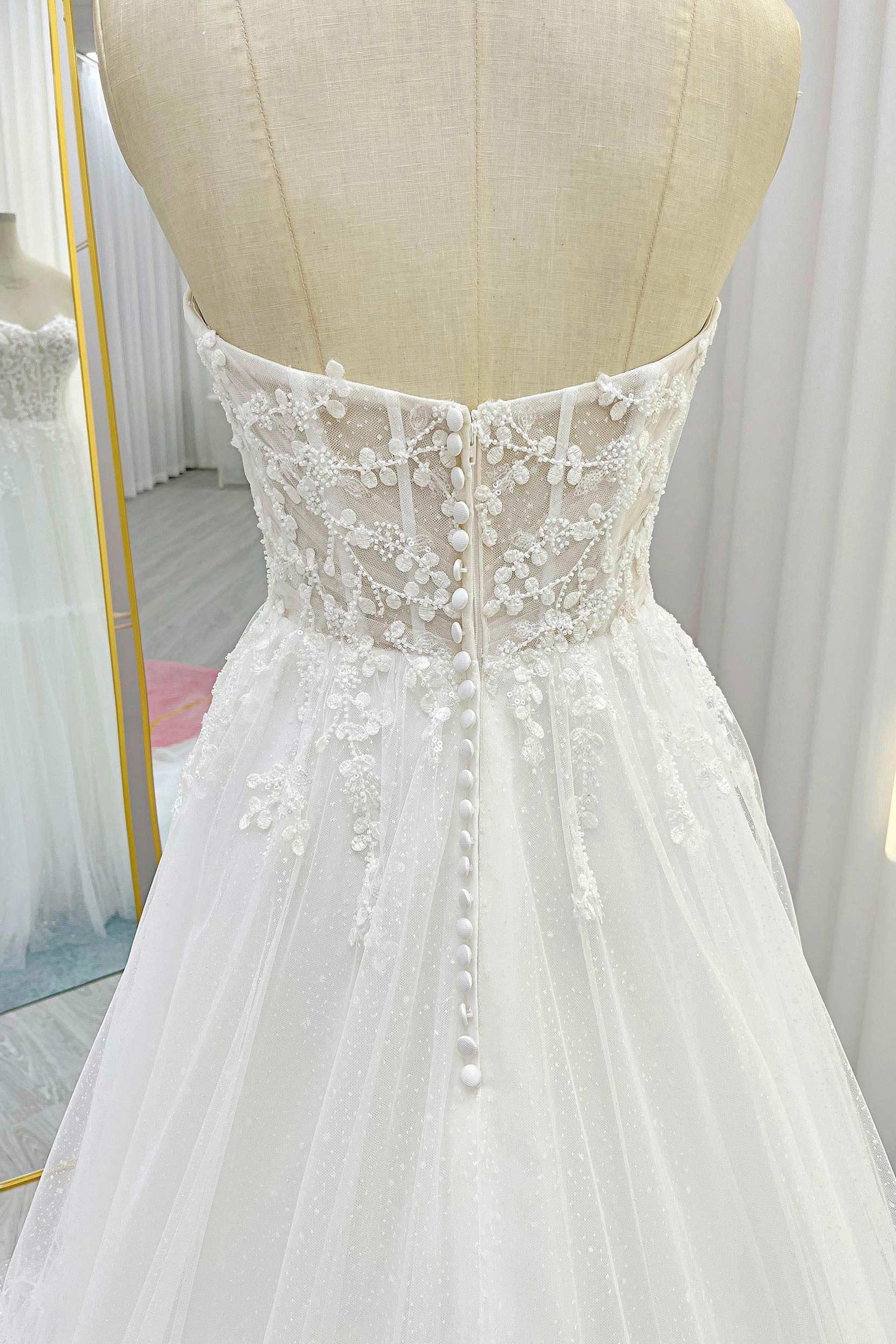 A-Line Court Train Lace Tulle Wedding Dress CW3229 - COCOMELODY