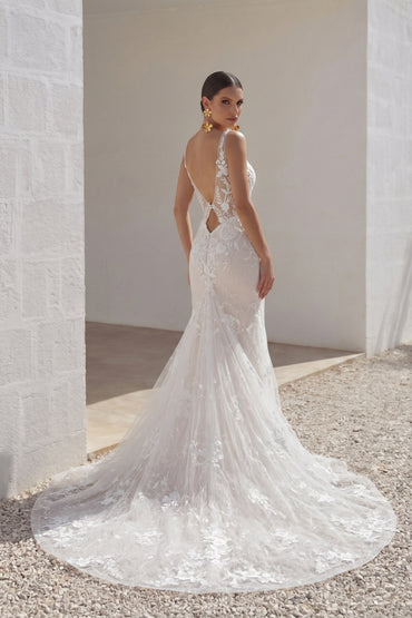 Trumpet-Mermaid Chapel Train Lace Tulle Wedding Dress CW3230