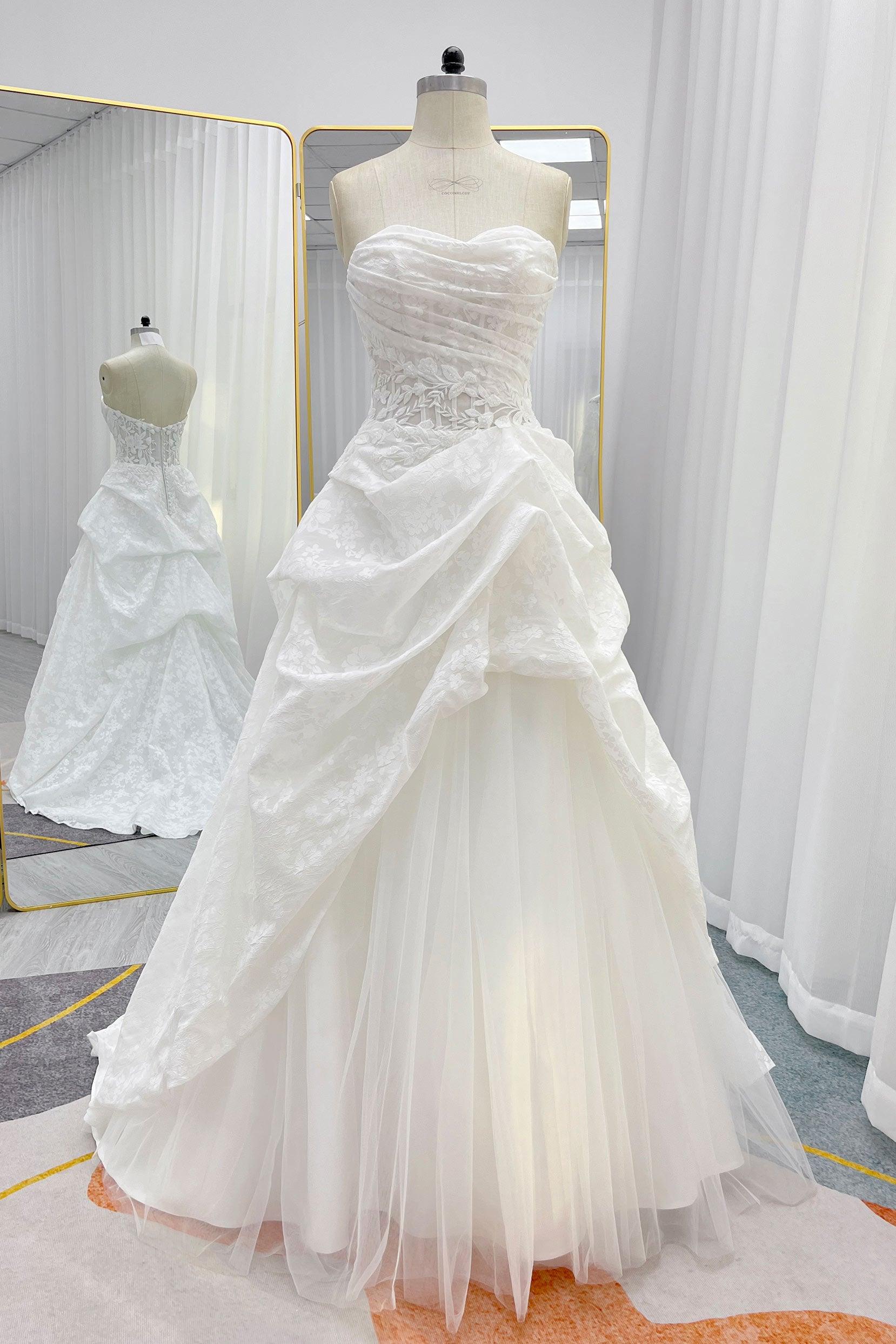A-Line Court Train Printed Gauze Wedding Dress CW3235 - COCOMELODY