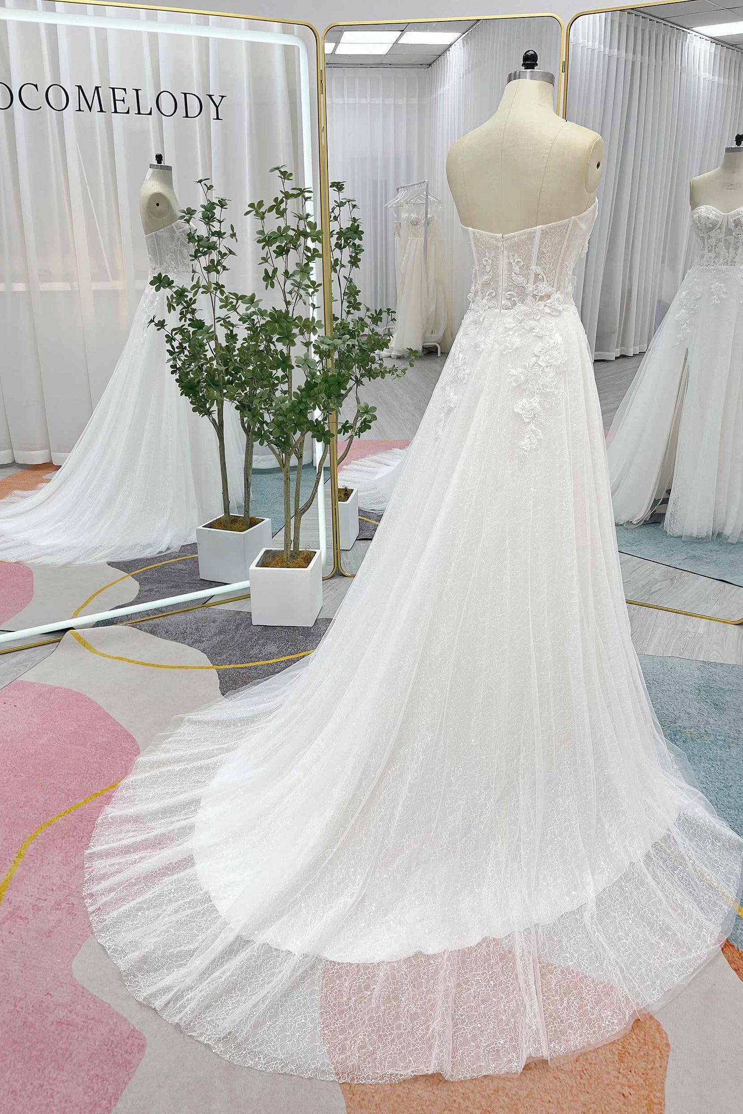 A-Line Court Train Lace Tulle Wedding Dress CW3239 - COCOMELODY