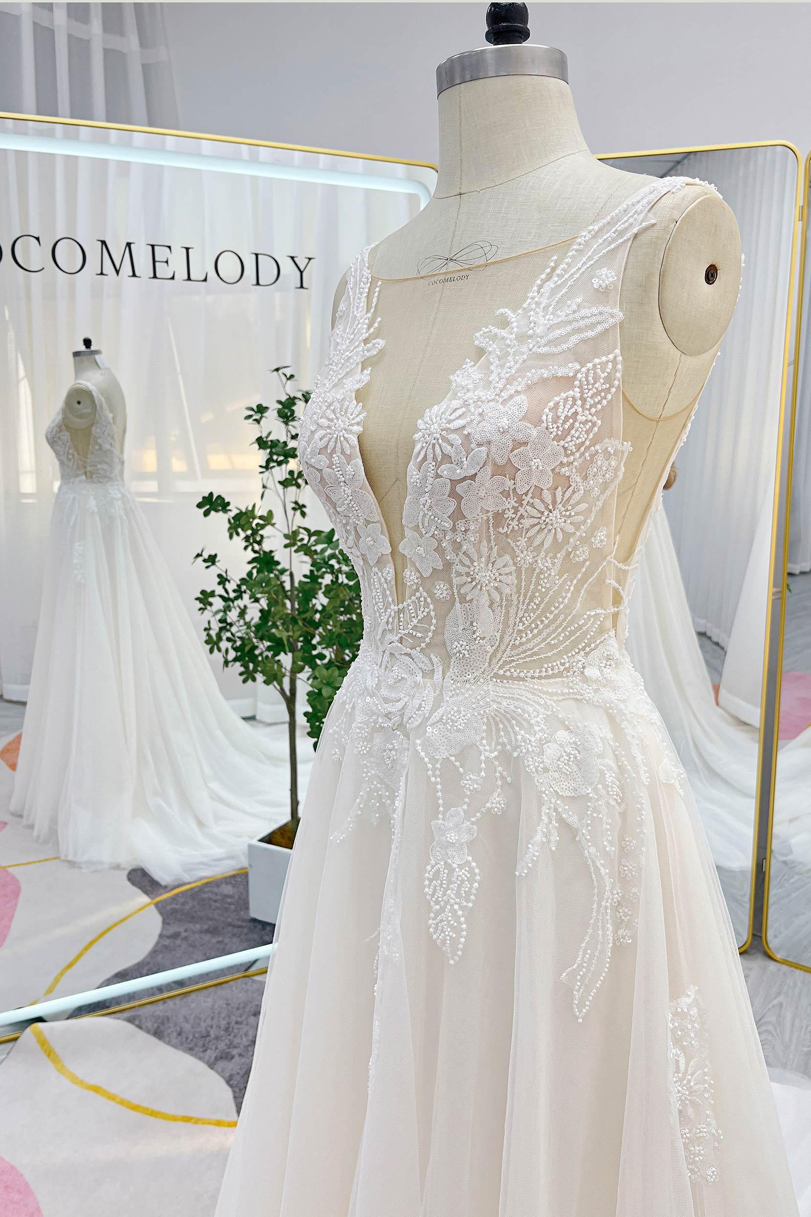 A-Line Chapel Train Lace Tulle Wedding Dress CW3241 - COCOMELODY