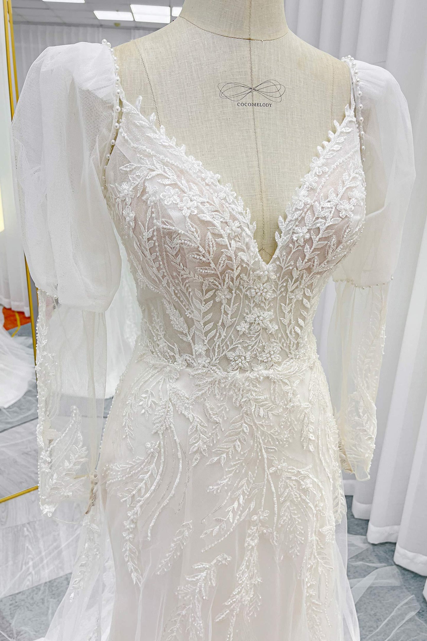 A-Line Court Train Lace Tulle Wedding Dress CW3243 - COCOMELODY
