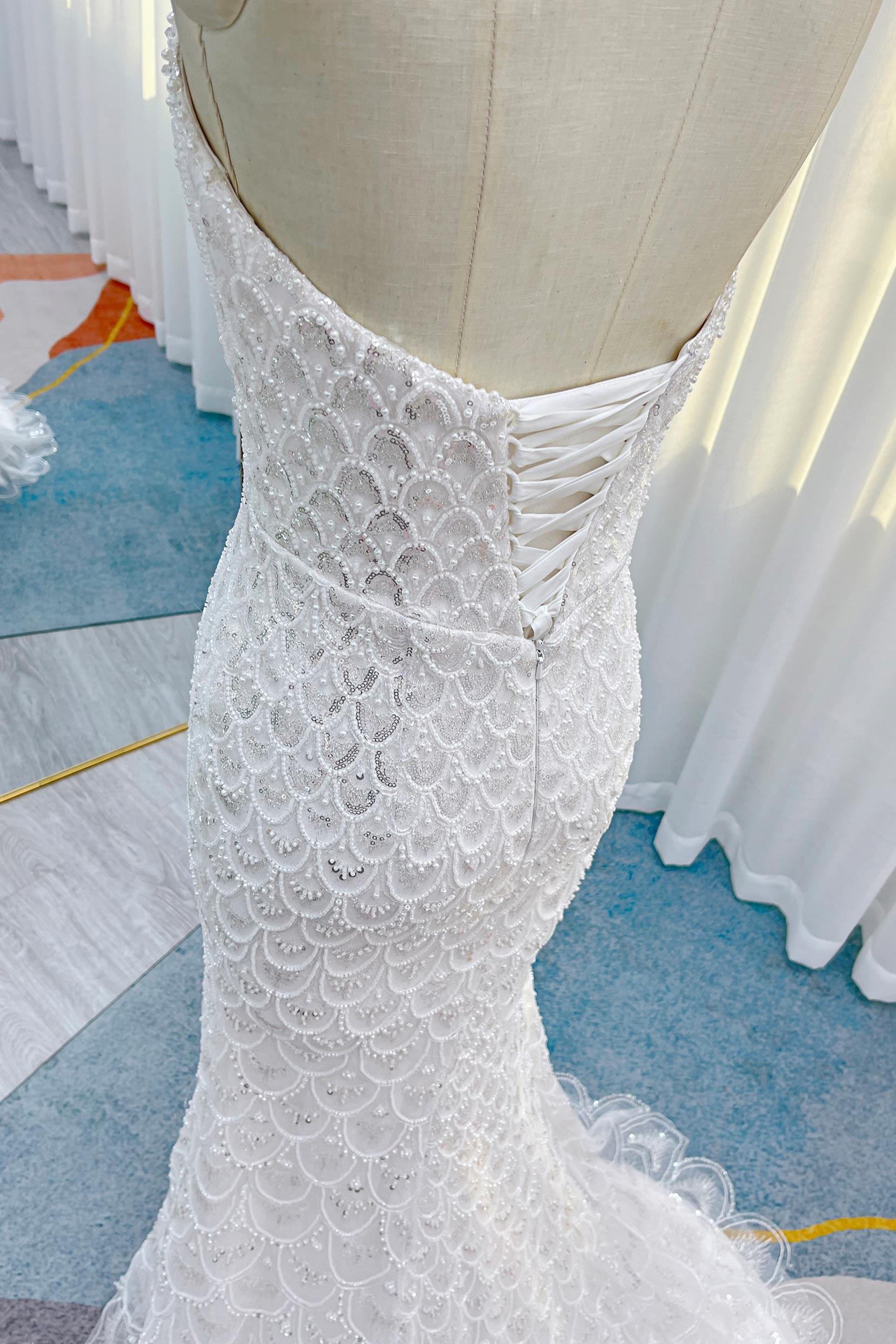 Trumpet-Mermaid Court Train Lace Tulle Wedding Dress CW3252 - COCOMELODY
