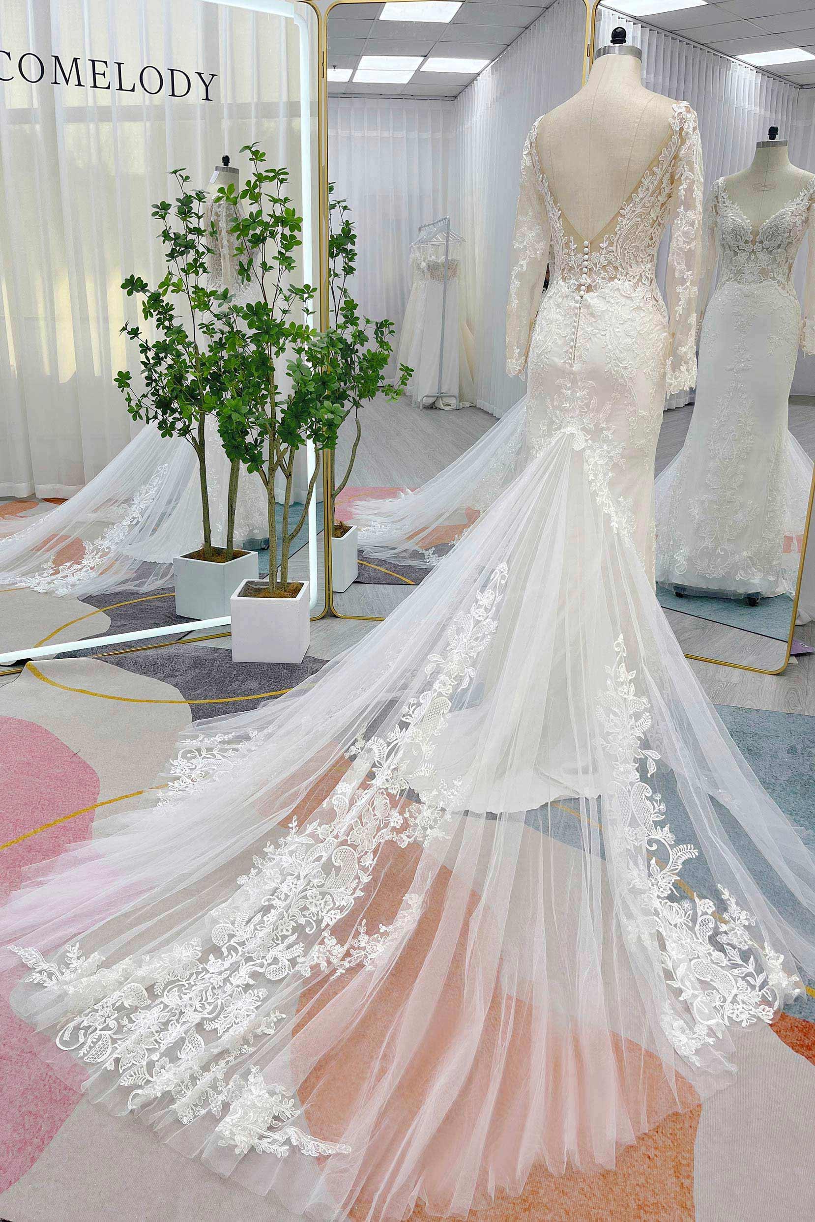 Trumpet-Mermaid Chapel Train Lace Tulle Wedding Dress CW3258 - COCOMELODY