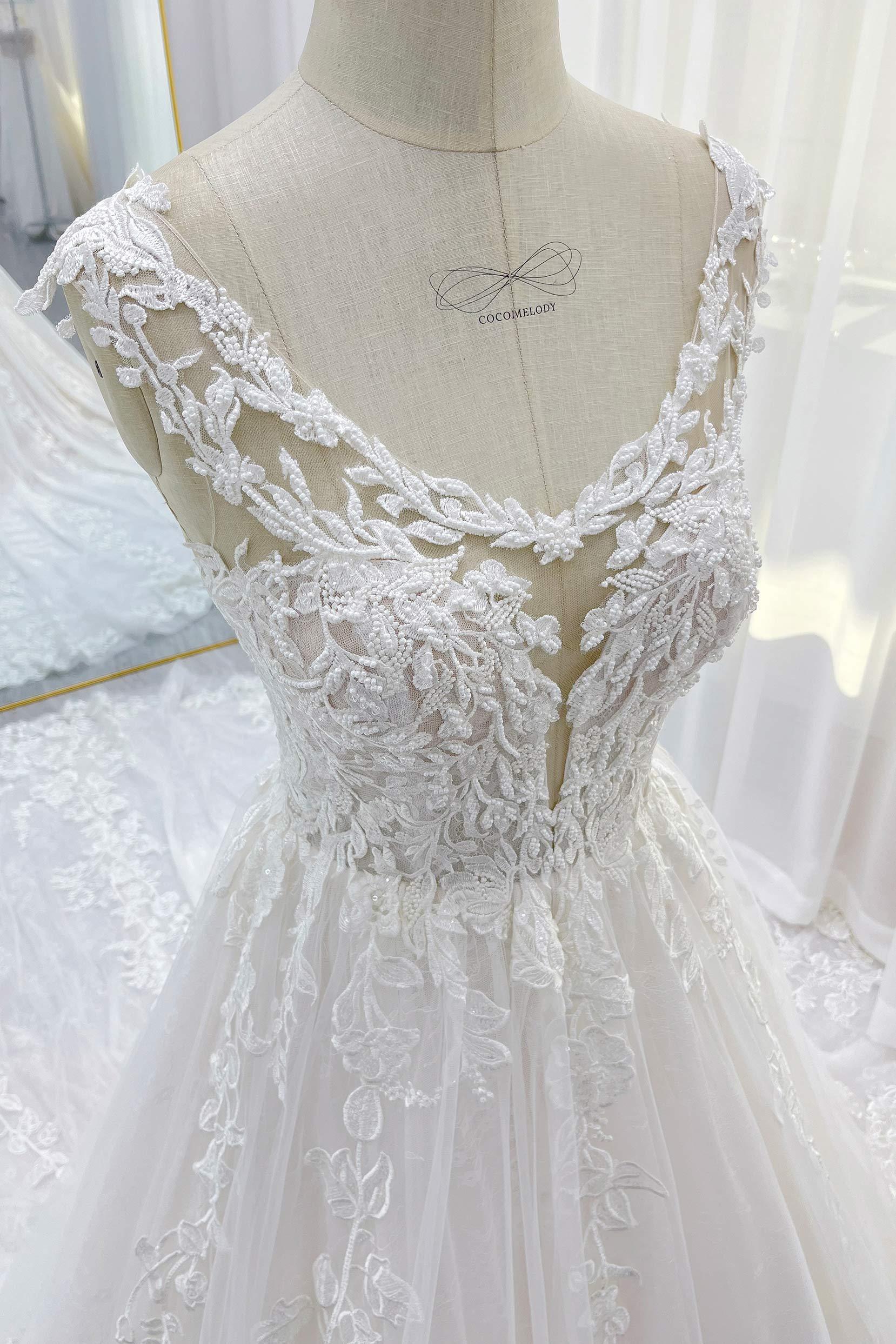 Ball Gown Cathedral Train Lace Tulle Wedding Dress CW3259 - COCOMELODY