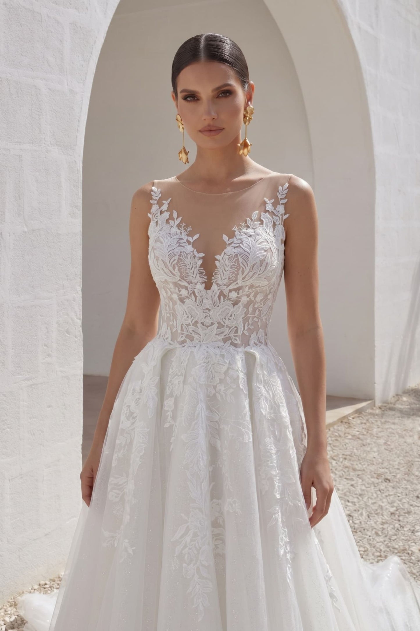 A-Line Chapel Train Lace Tulle Wedding Dress CW3260