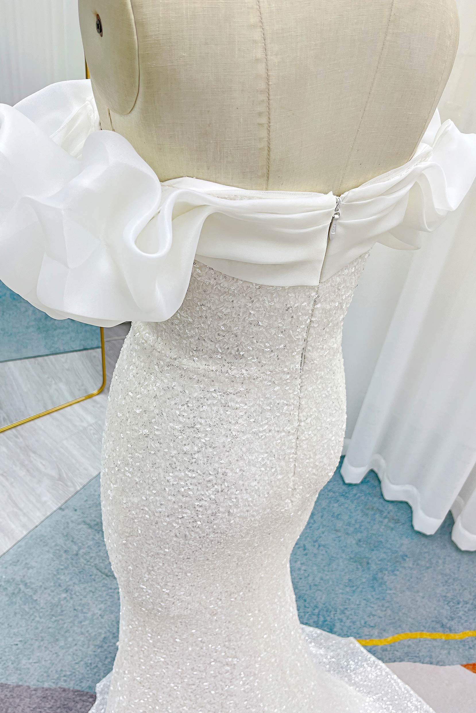 Trumpet-Mermaid Court Train Sequined Lace Wedding Dress CW3265 - COCOMELODY