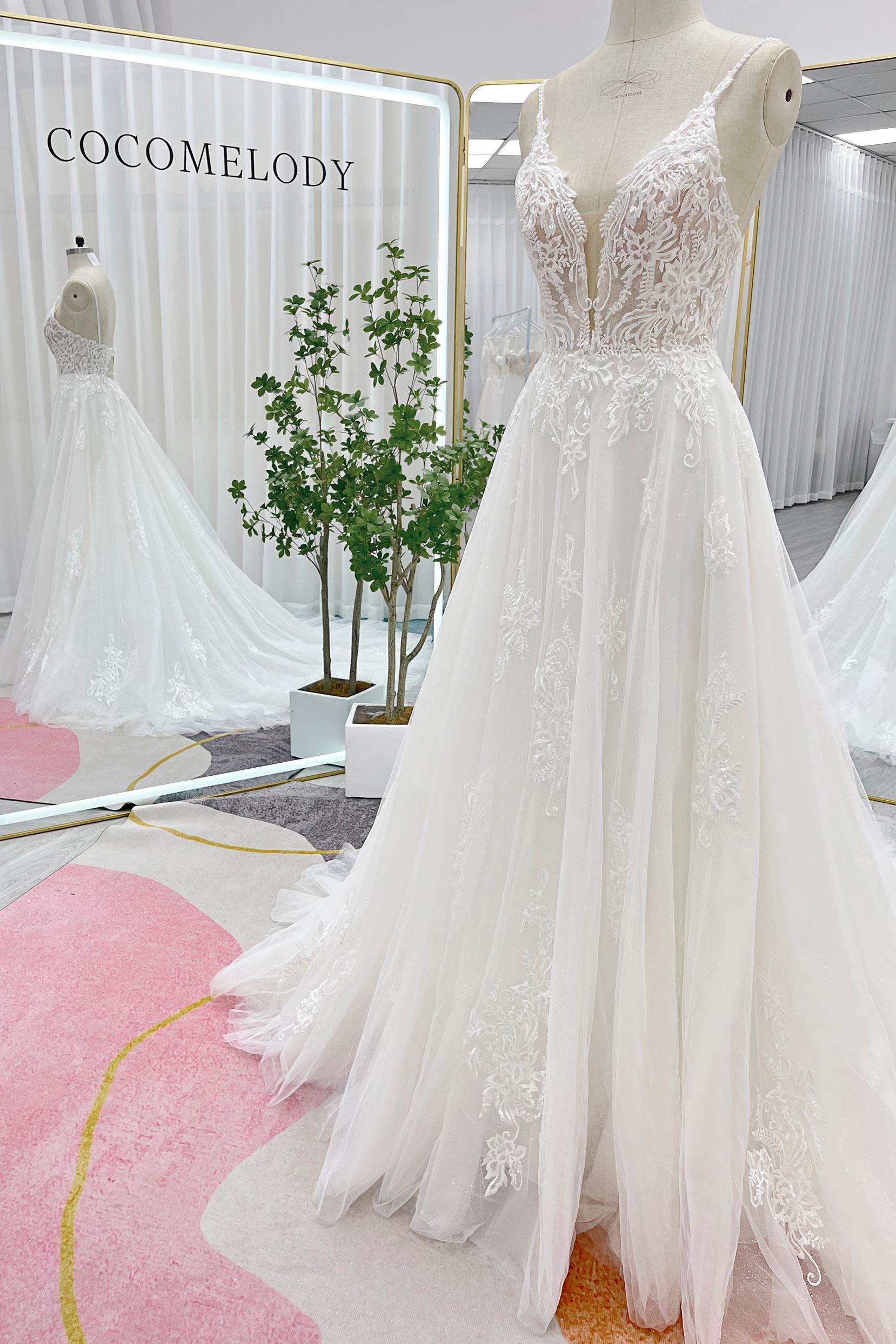 A-Line Court Train Lace Tulle Wedding Dress CW3268 - COCOMELODY