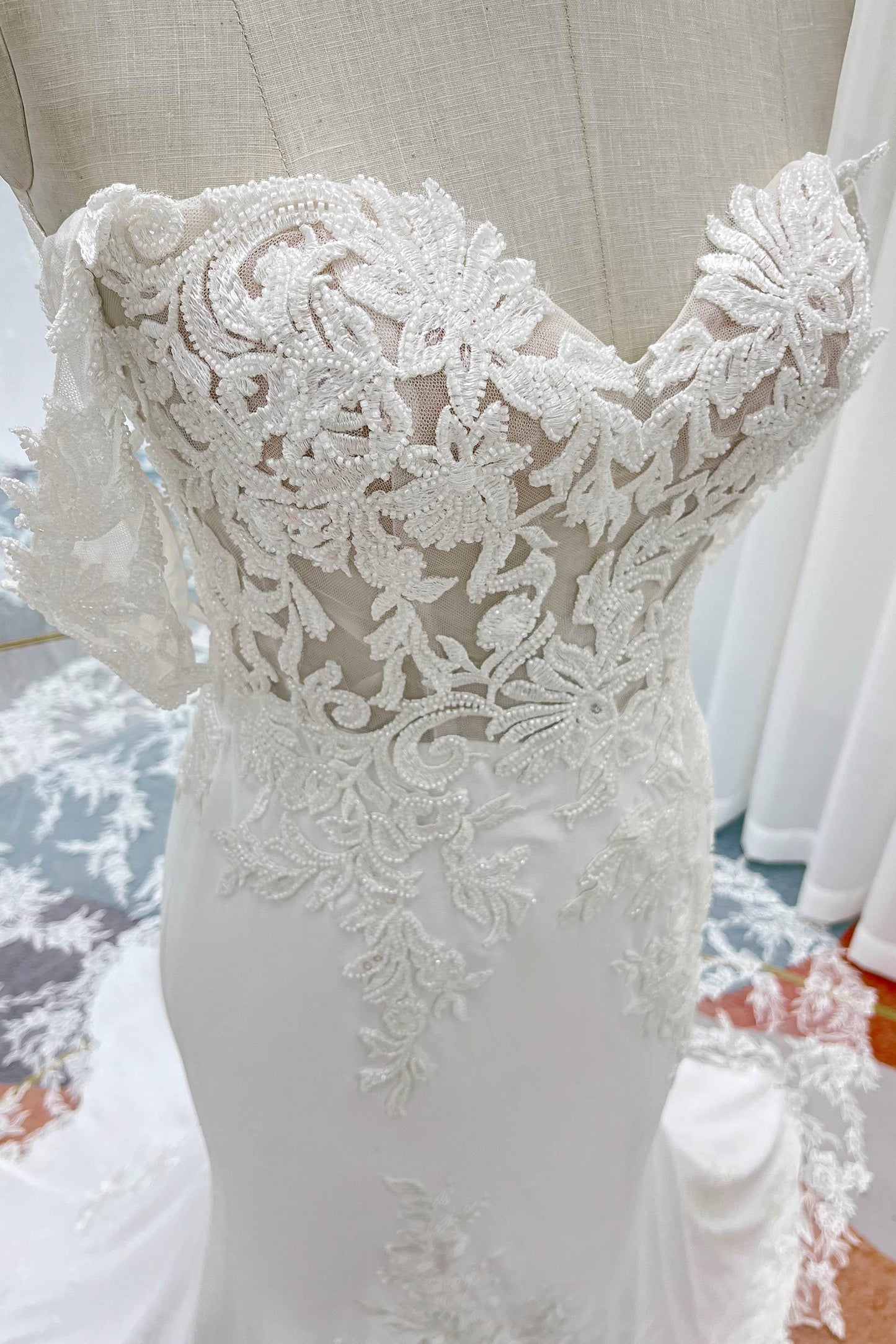 Trumpet-Mermaid Cathedral Train Lace Stretch Satin Wedding Dress CW3270 - COCOMELODY