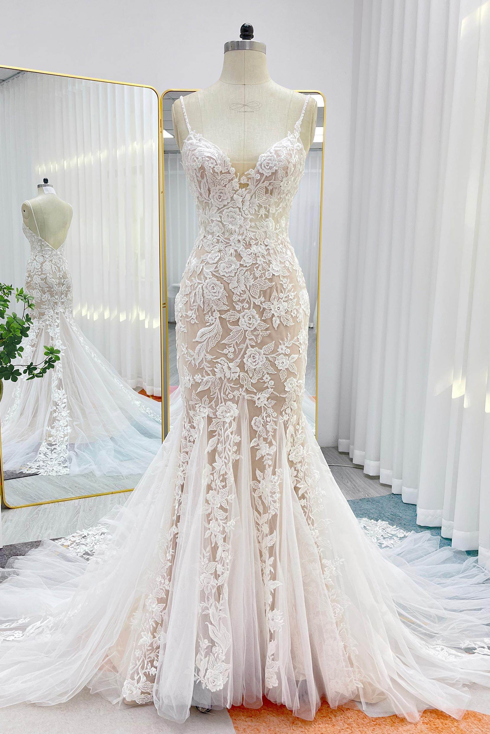 Mermaid V-Neck Chapel Train Lace Tulle Short Sleeve Wedding Dress COCOMELODY CW3276, 45 Days / Ivory / US10-UK12-EUR40 Mermaid V-Neck Chapel Train Lace Tulle Short Sleeve Wedding Dress COCOMELODY CW3276, 45 Days / Ivory / US10-UK12-EUR40