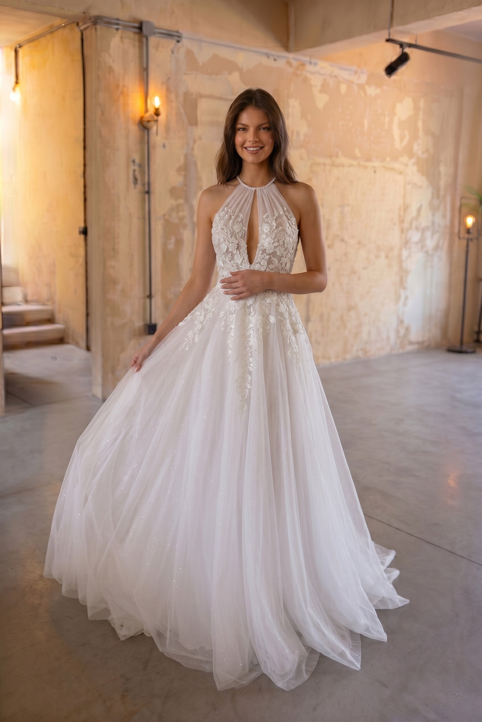 A-Line Halter Court Train Lace Tulle Sleeveless Wedding Dress