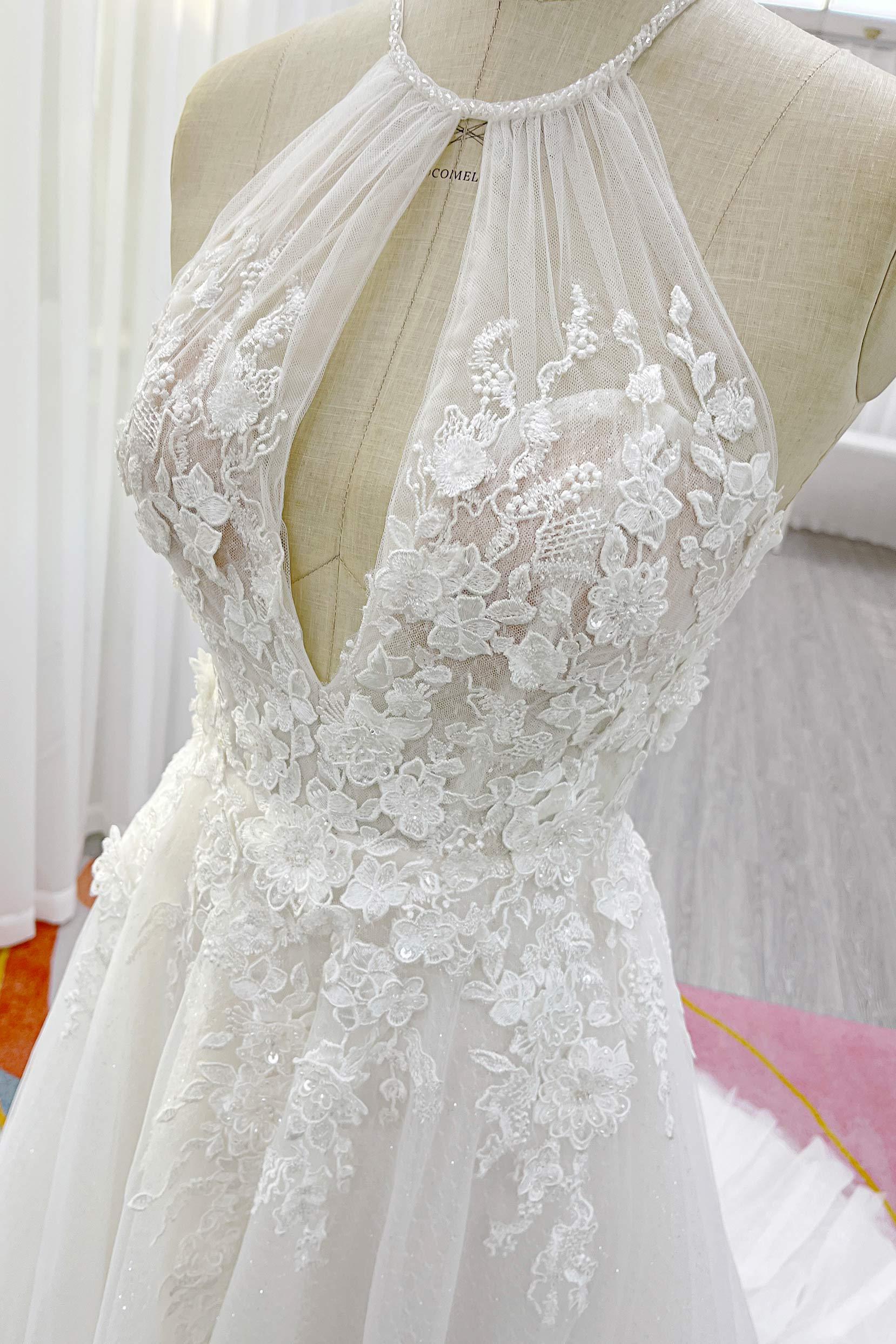 A-Line Court Train Lace Tulle Wedding Dress CW3281 - COCOMELODY