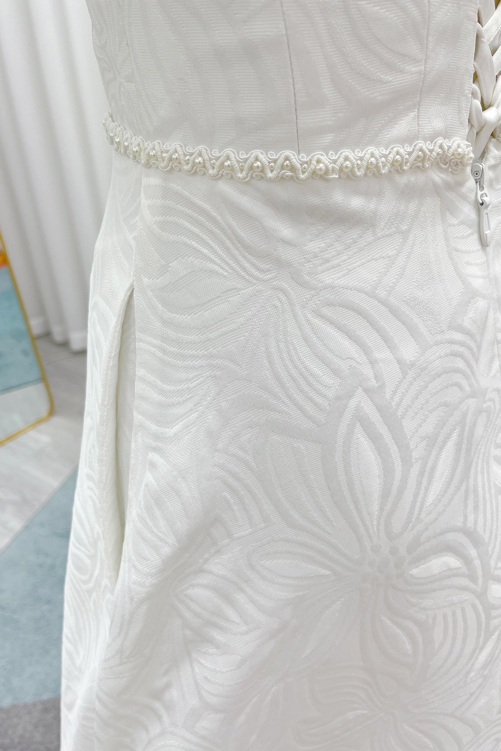 A-Line Sweep-Brush Train Jacquard Satin Wedding Dress CW3293 - COCOMELODY
