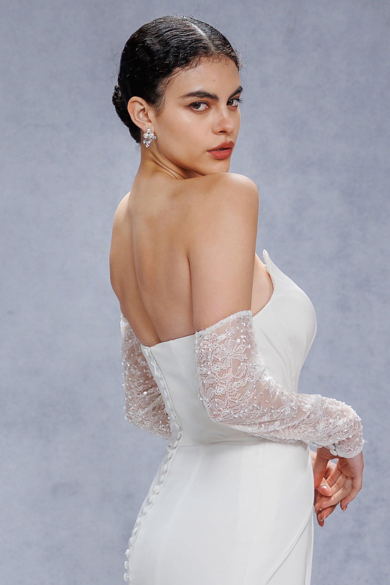 Trumpet-Mermaid Court Train Satin Wedding Dress CW3328 - COCOMELODY