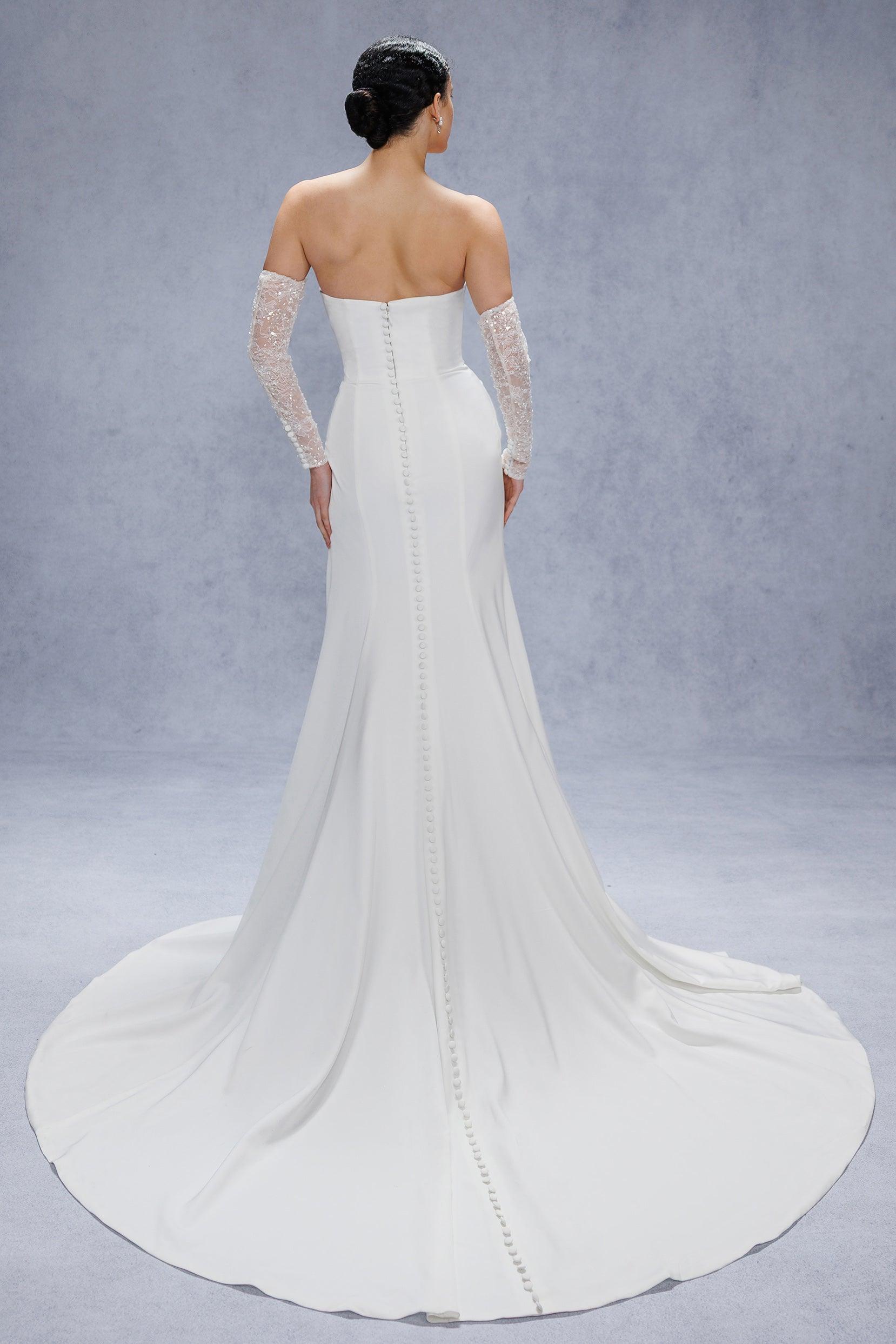 Trumpet-Mermaid Court Train Satin Wedding Dress CW3328 - COCOMELODY